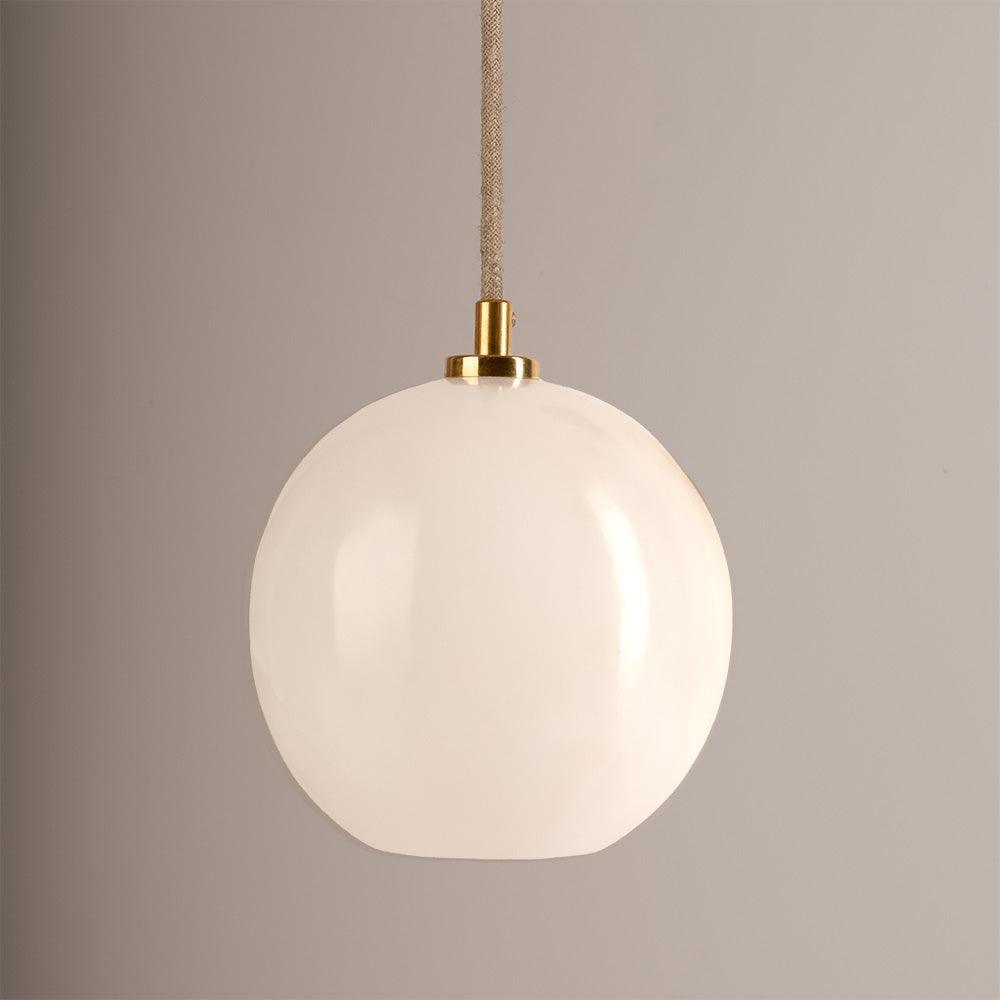 Lampa alabastrowa wisząca SELENE nikiel Embassy Interiors biały Eye on Design