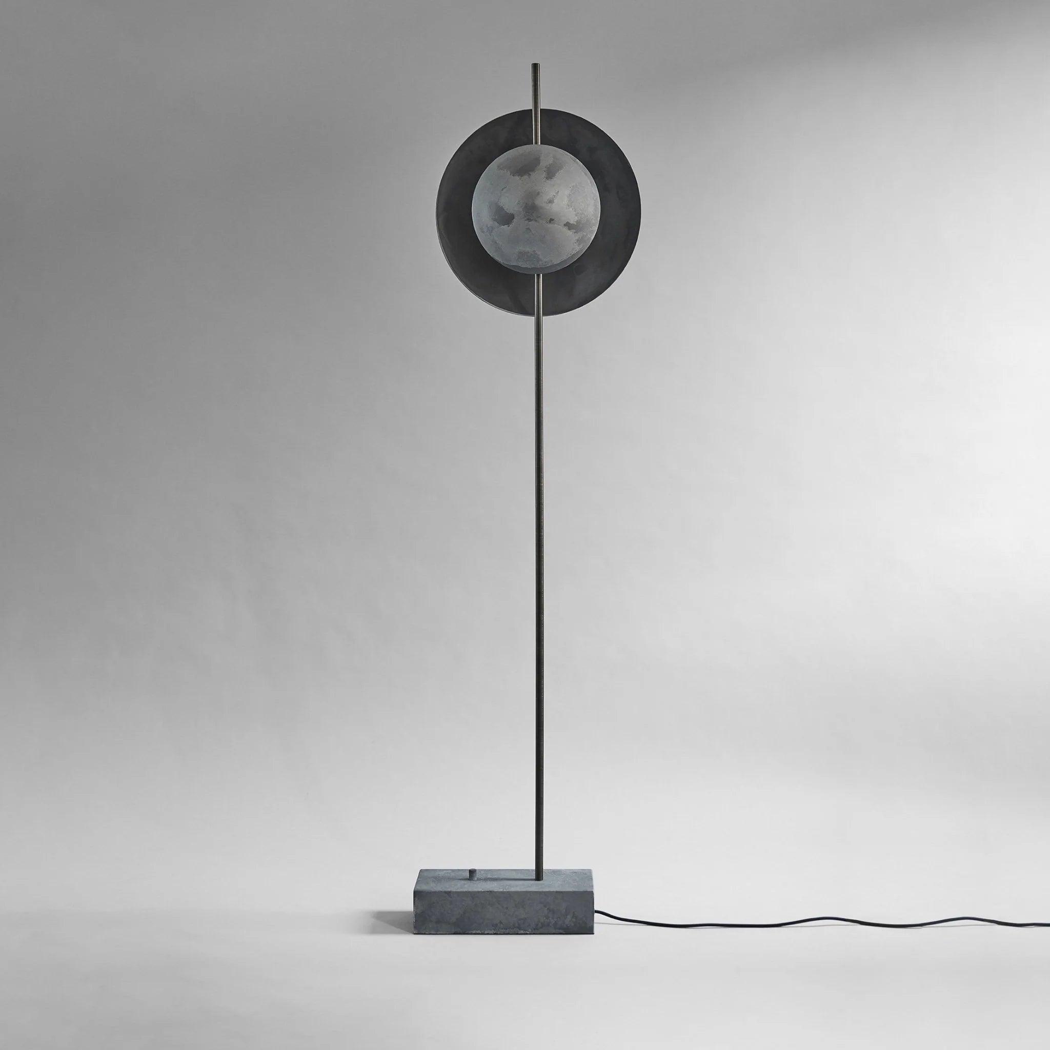 Lampa podłogowa DAWN oksydowany 101 Copenhagen Eye on Design