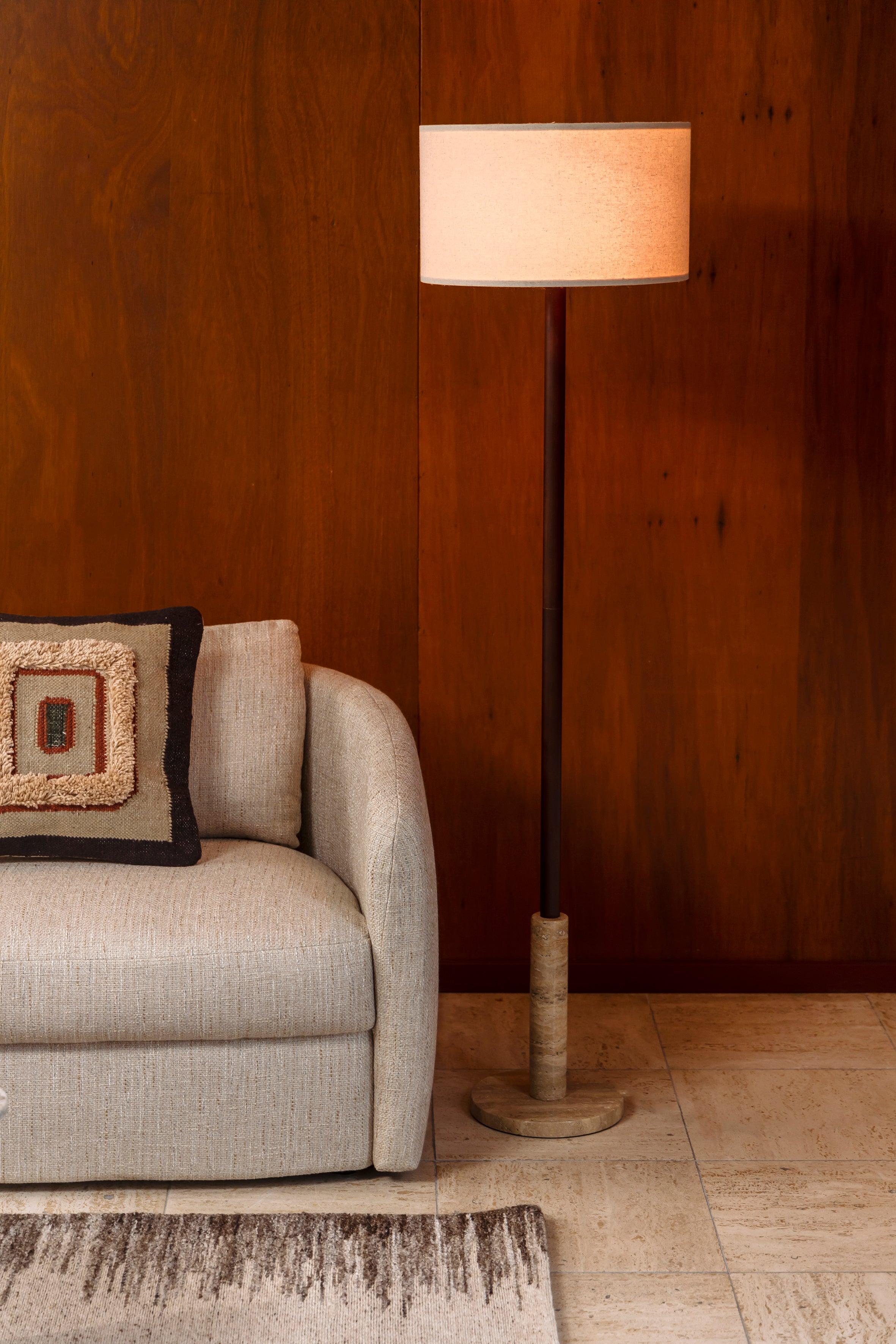 Lampa podłogowa JACKSON trawertyn – Dutchbone