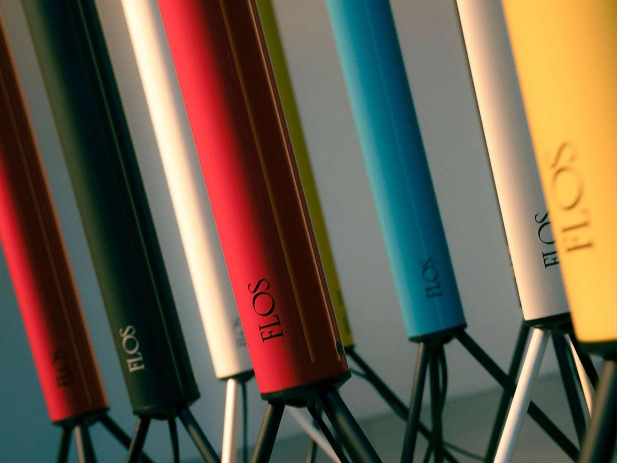 Lampa podłogowa LUMINATOR żółty – Flos