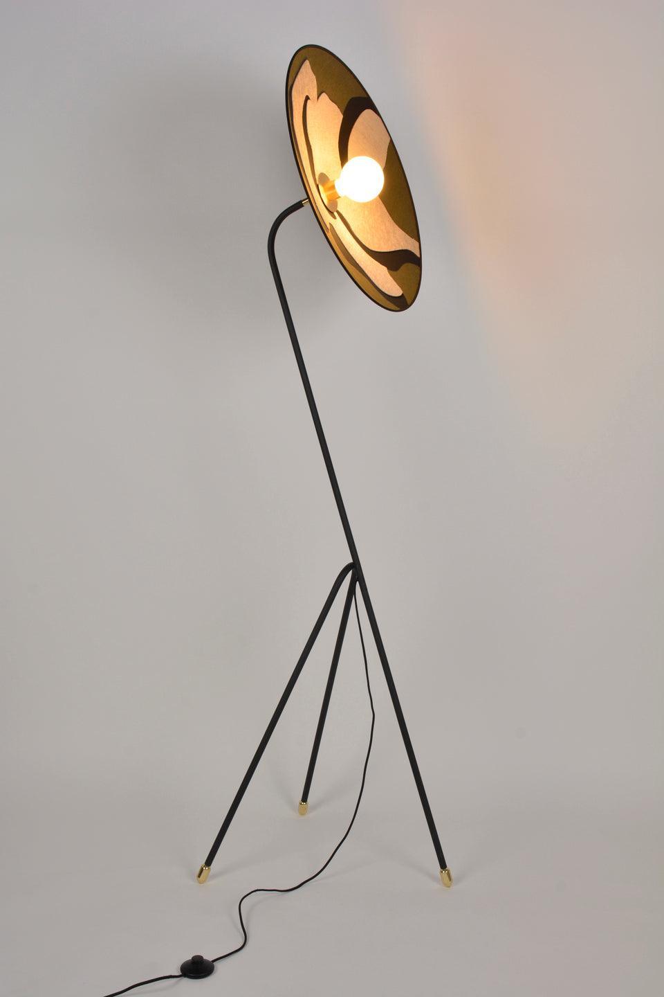 Lampa podłogowa SONIA LAUDET oliwkowy Market Set Eye on Design