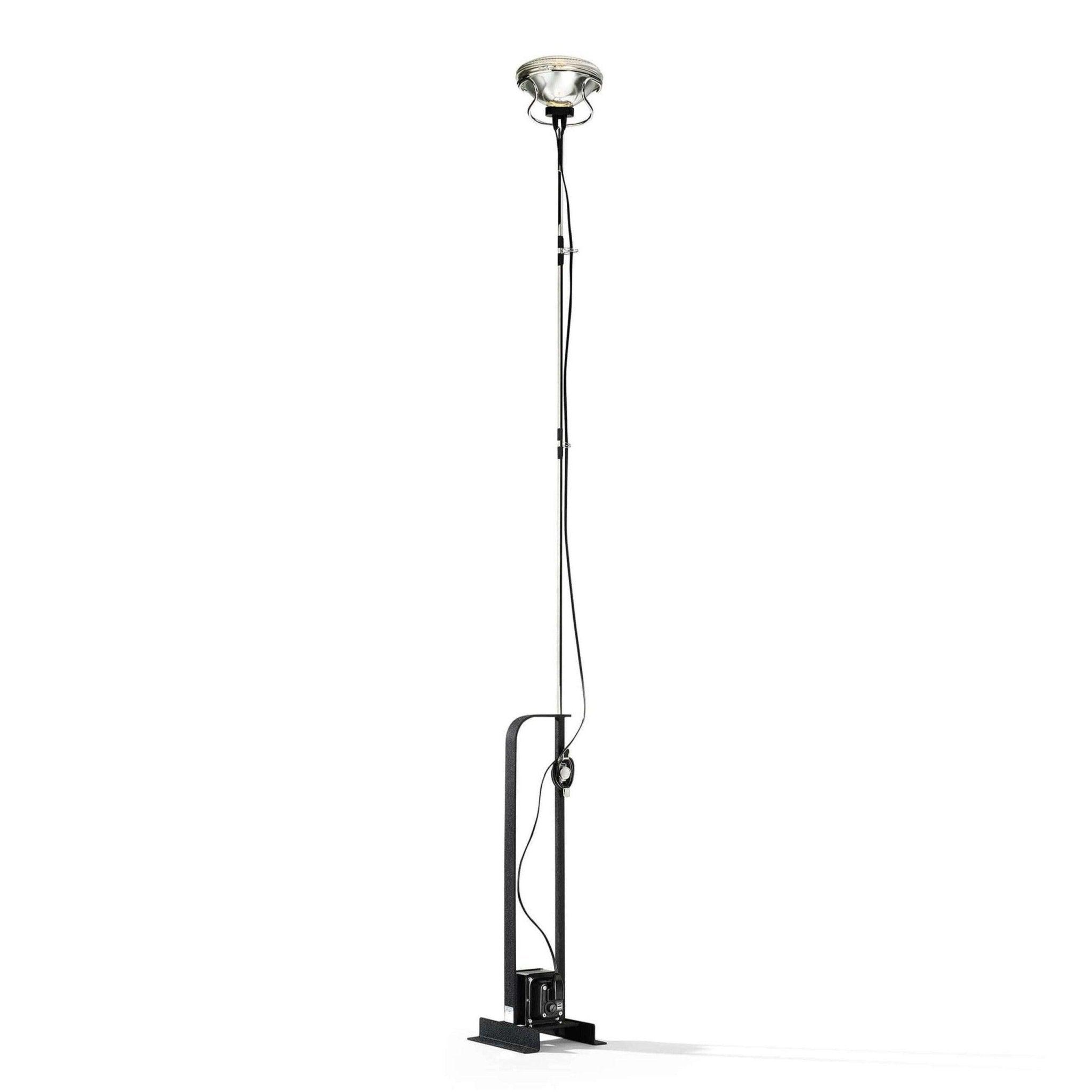 Lampa podłogowa TOIO czarny matowy Flos Eye on Design