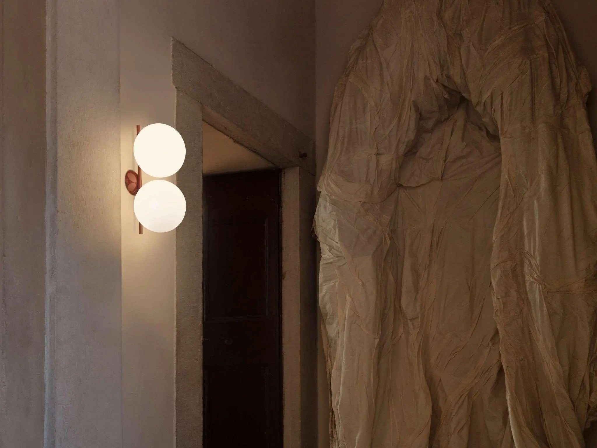 Lampa ścienna dwupunktowa IC LIGHTS DOUBLE mosiężny – Flos