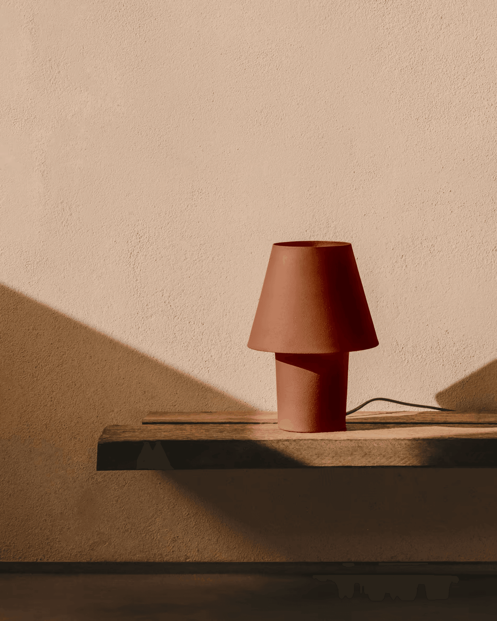 Lampa stołowa CANAPOST terakotowy La Forma Eye on Design