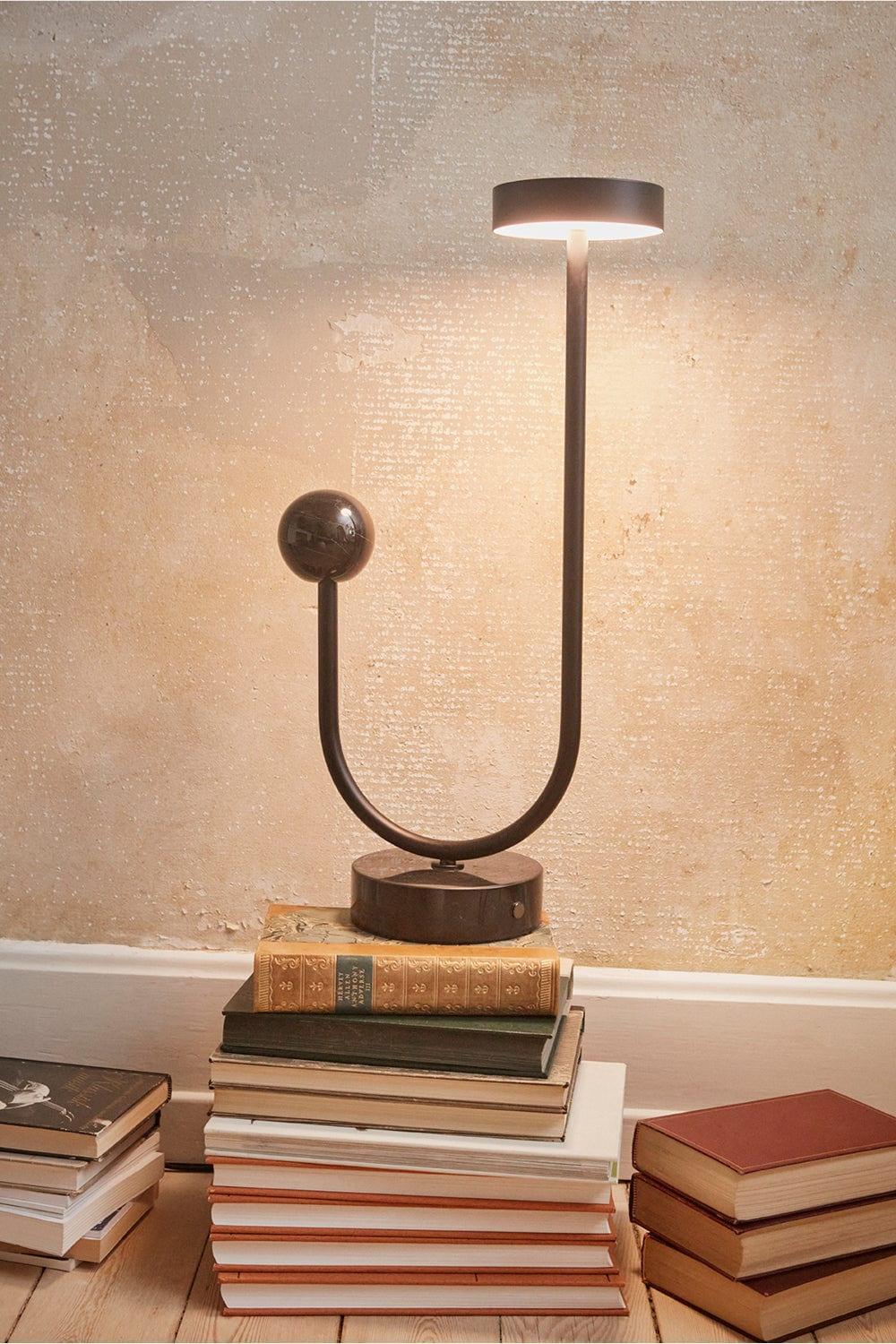 Lampa stołowa GRASIL czarny marmur AYTM Eye on Design