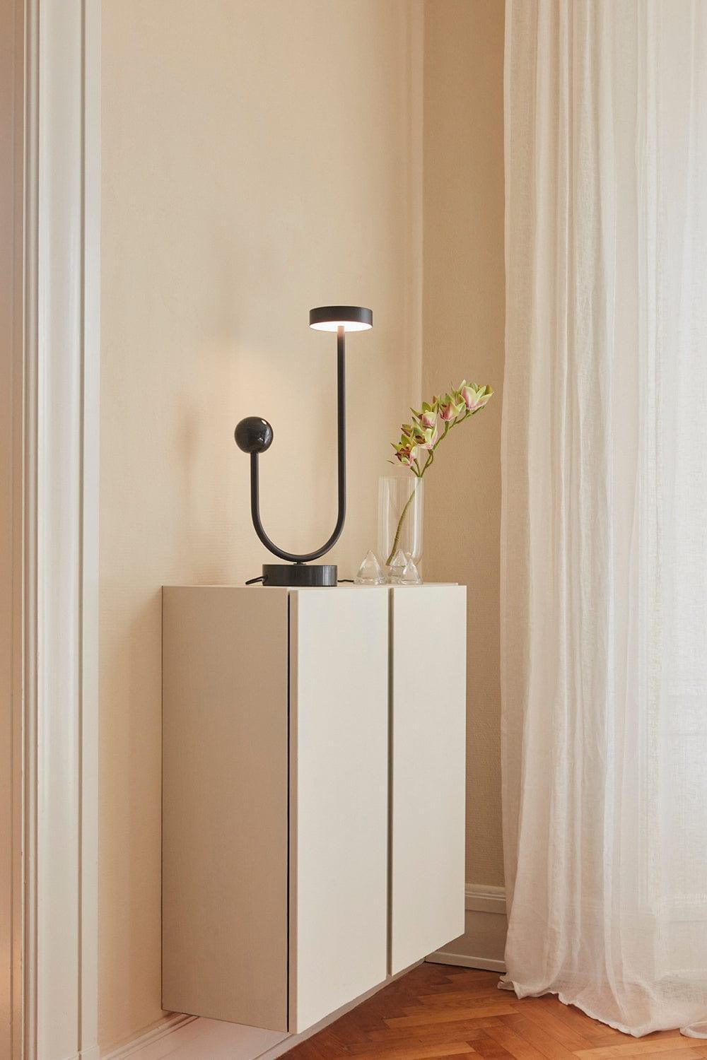 Lampa stołowa GRASIL czarny marmur AYTM Eye on Design