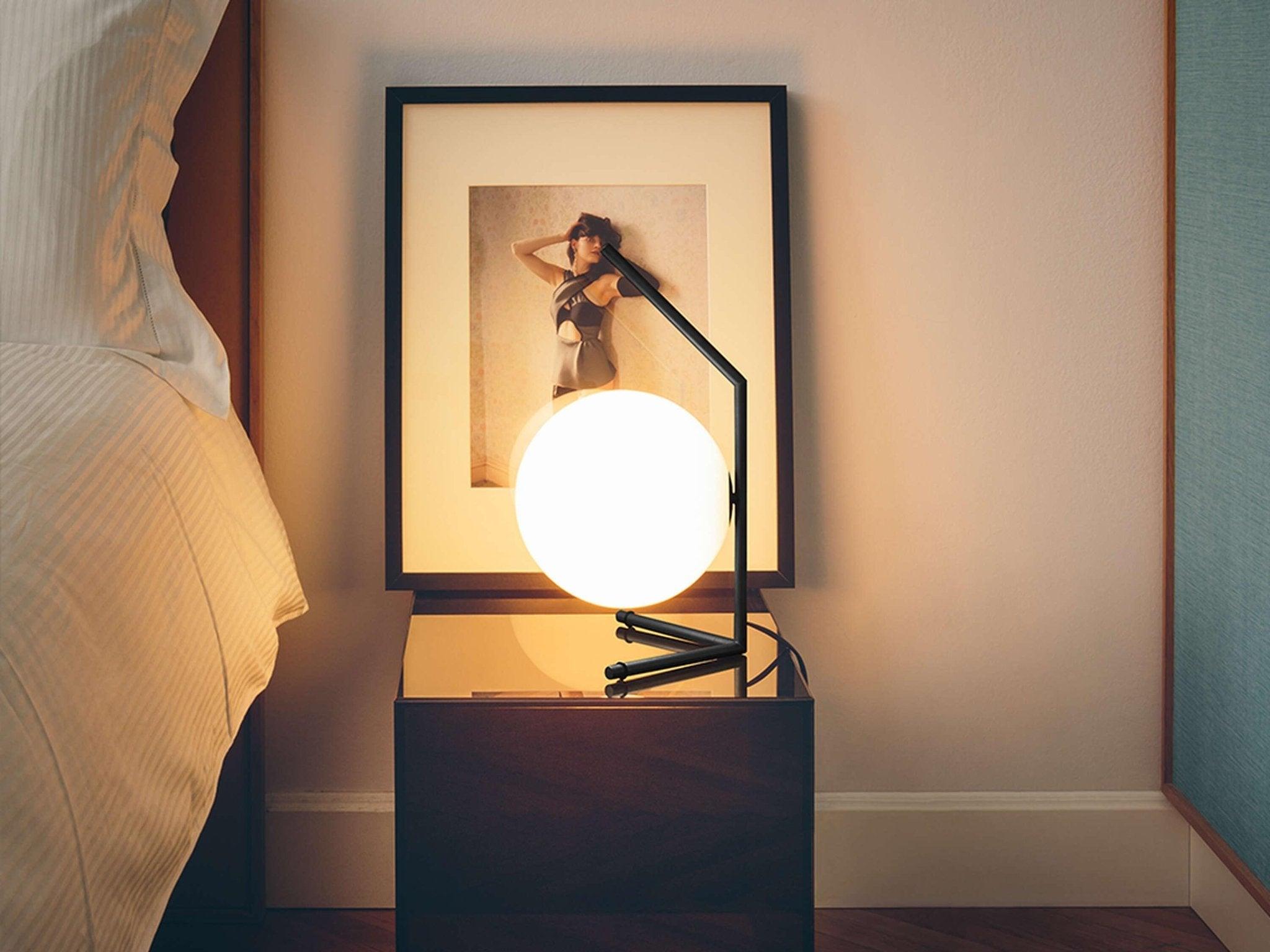 Lampa stołowa IC LIGHTS LOW czarny Flos Eye on Design