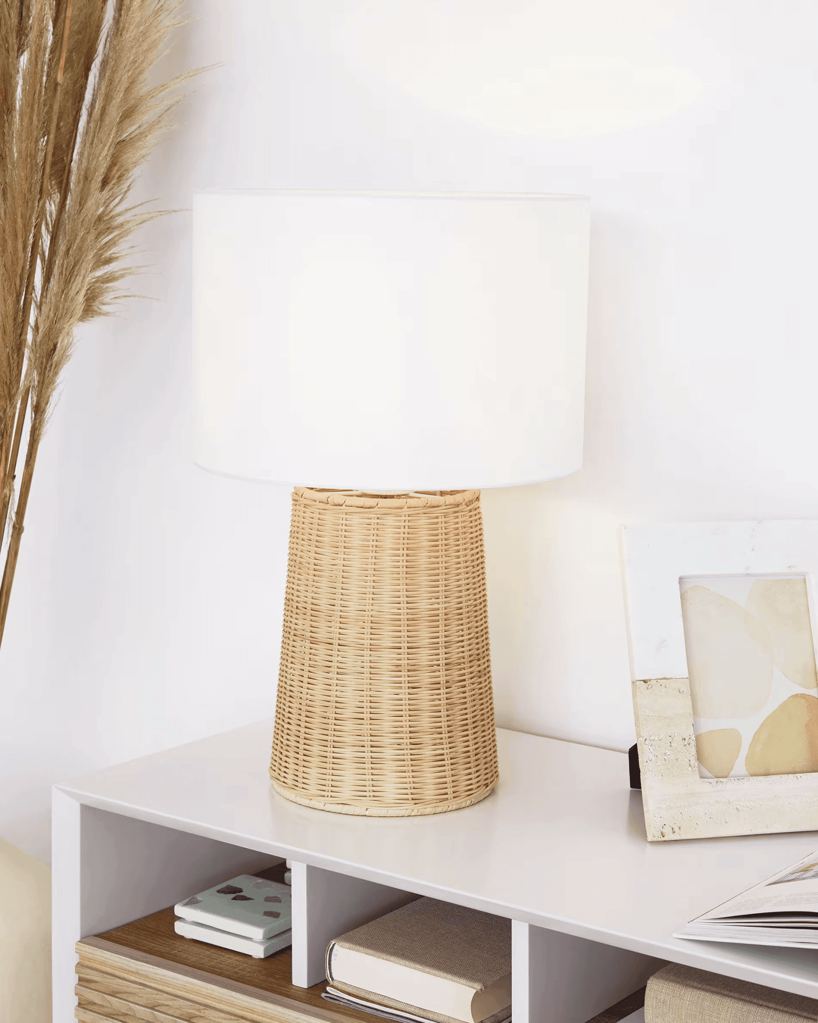Lampa stołowa KIMIJT rattanowy La Forma Eye on Design