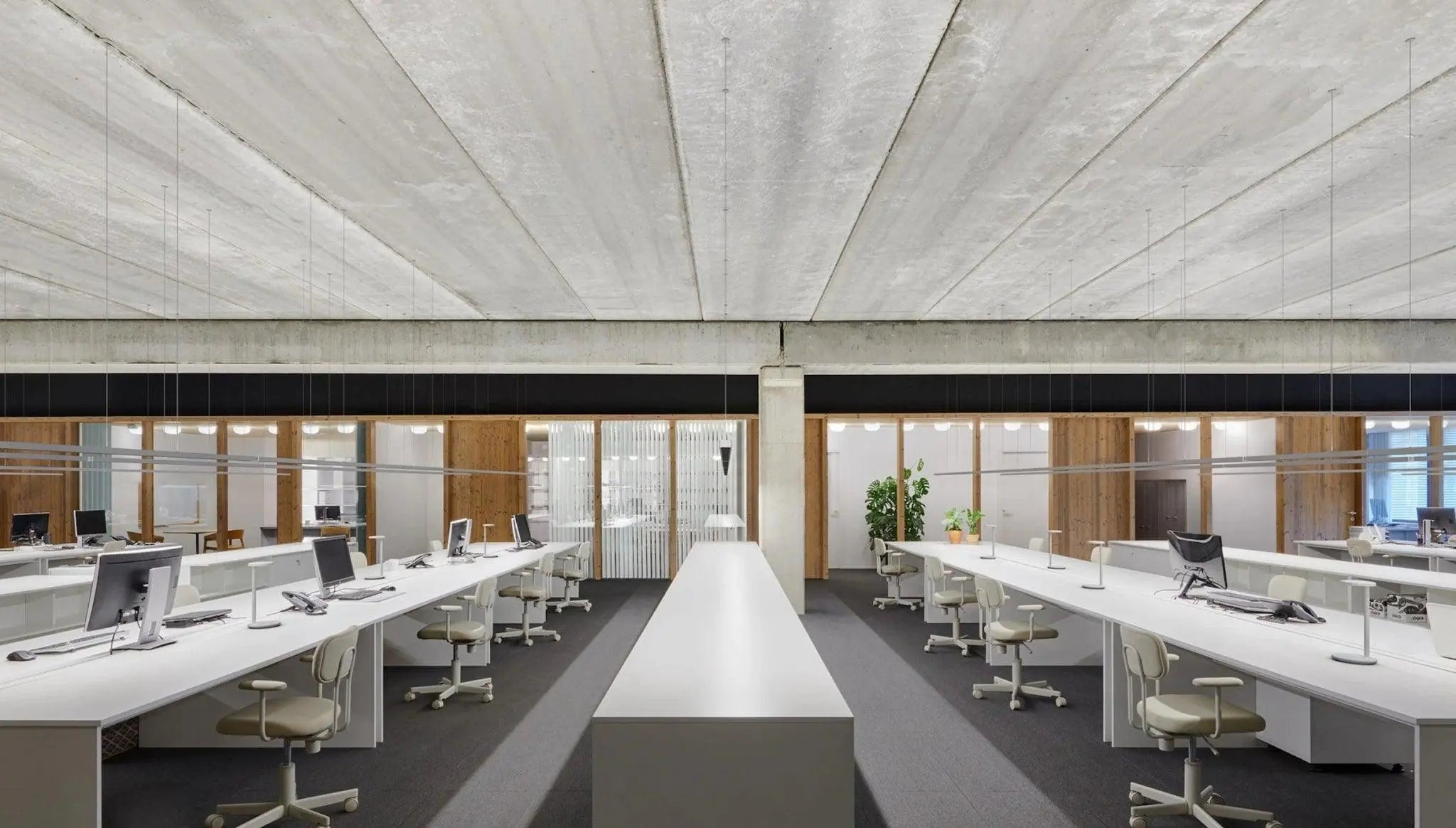 Lampa stołowa OBLIQUE biały matowy – Flos