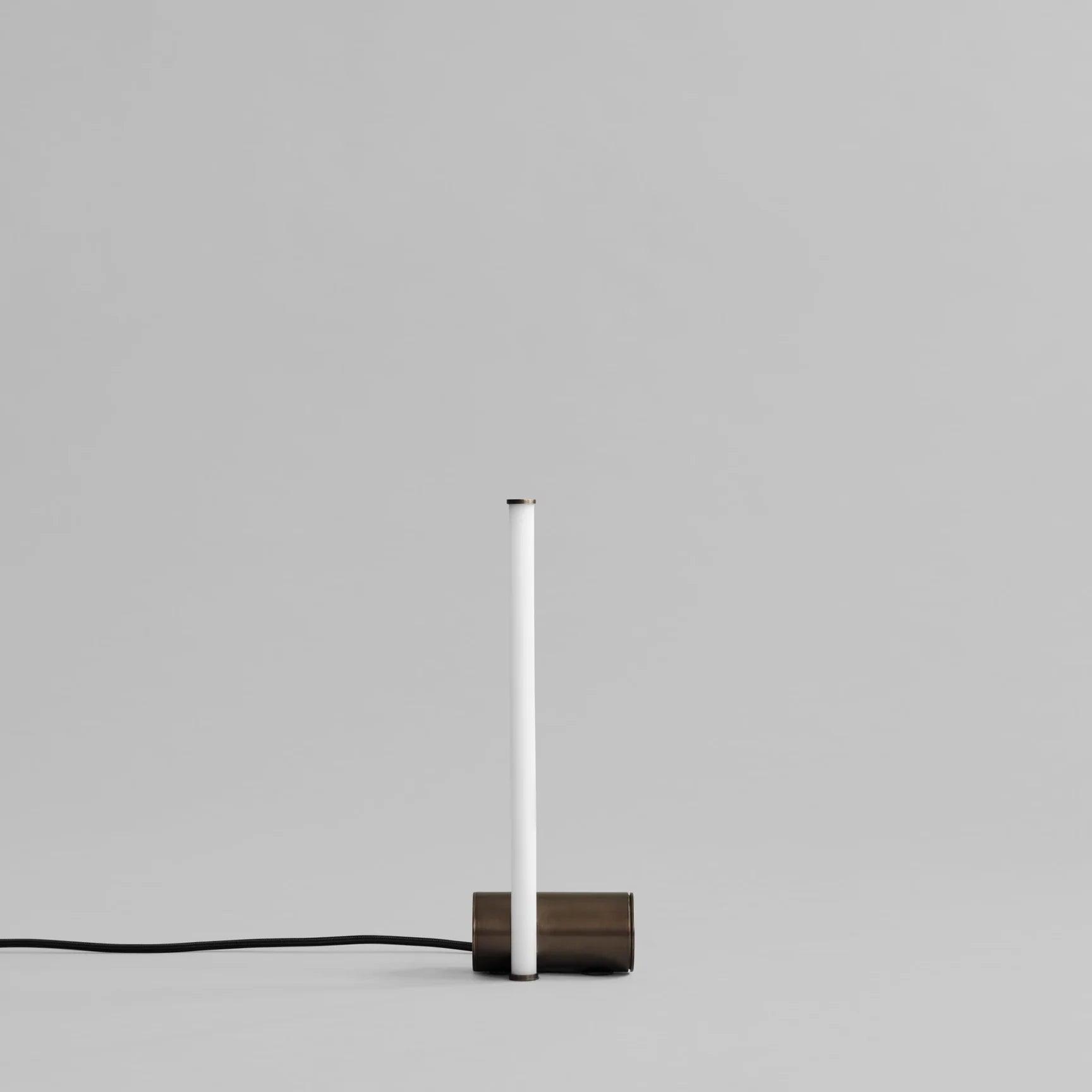 Lampa stołowa STICK czarny 101 Copenhagen Eye on Design