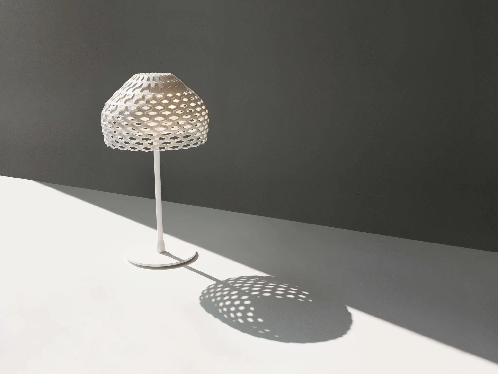 Lampa stołowa TATOU biały – Flos