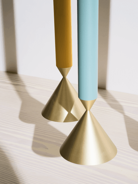 Lampa wisząca APOLLO pomarańczowy z mosiężnym wykończeniem Pholc Eye on Design