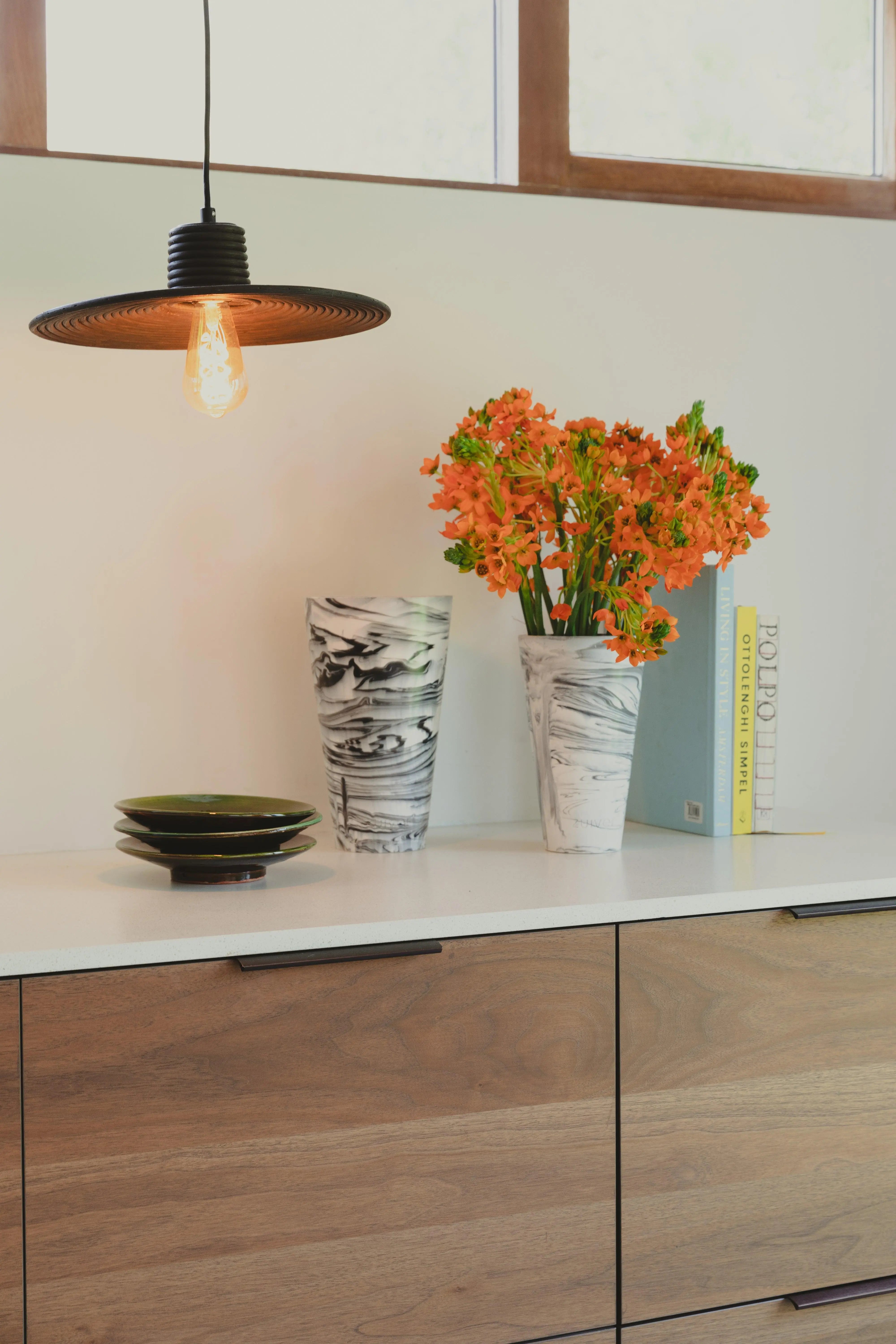 Lampa wisząca BALANCE rattan czarny, marka Zuiver