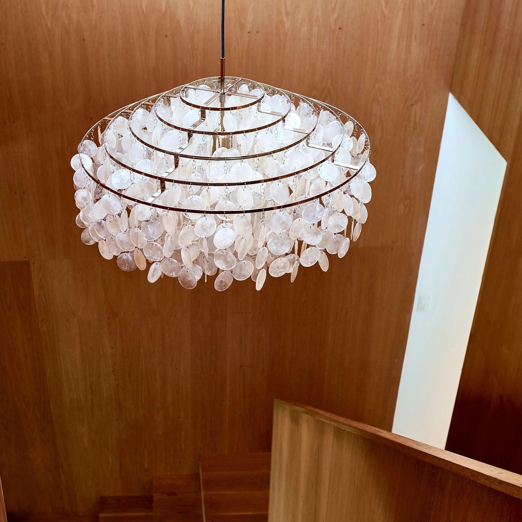 Lampa wisząca FUN 11DM masa perłowa Verpan Eye on Design