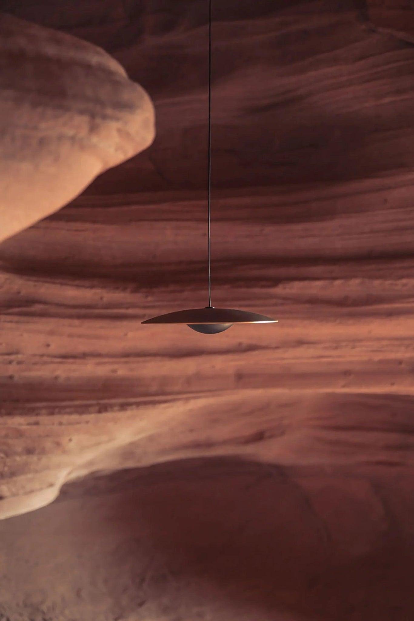 Lampa wisząca GINGER mosiężny Marset Eye on Design