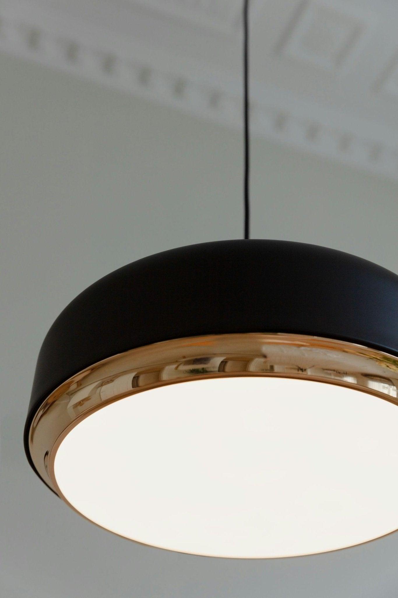 Lampa wisząca HAZEL czarny UMAGE Eye on Design