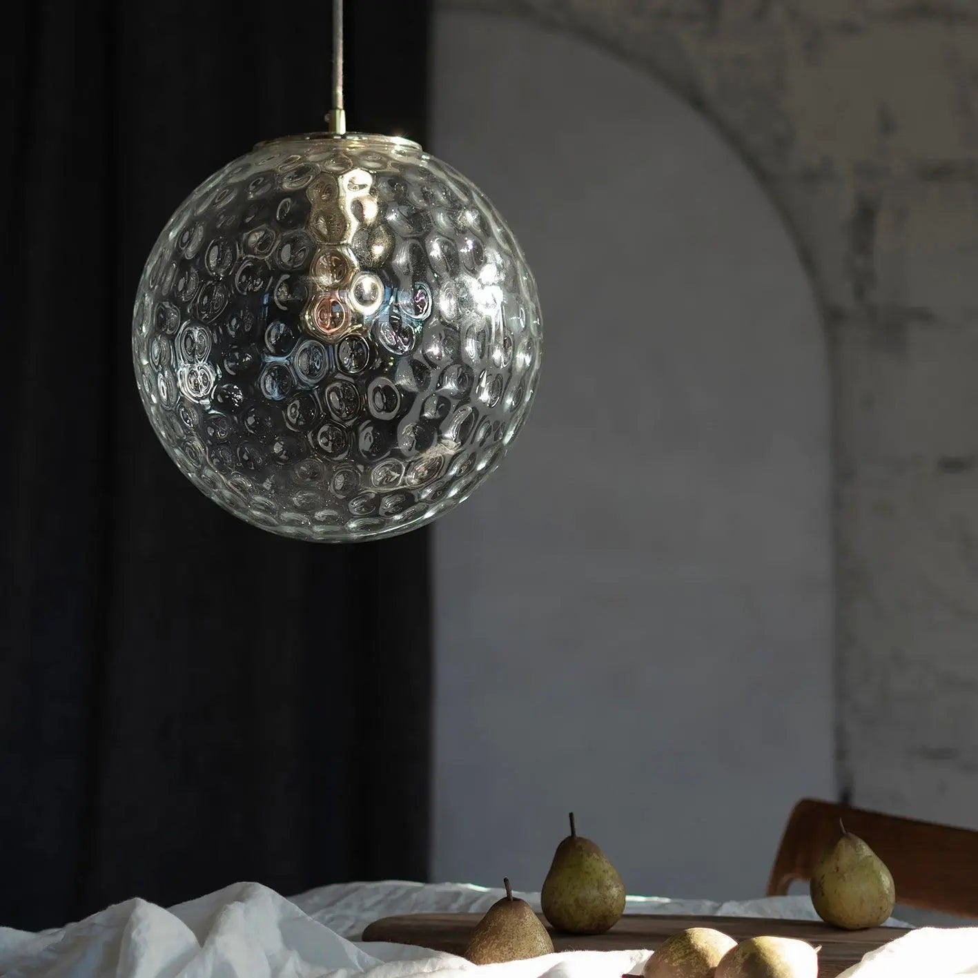Lampa wisząca KULA REFLEKSYJNA mosiężny – Embassy Interiors