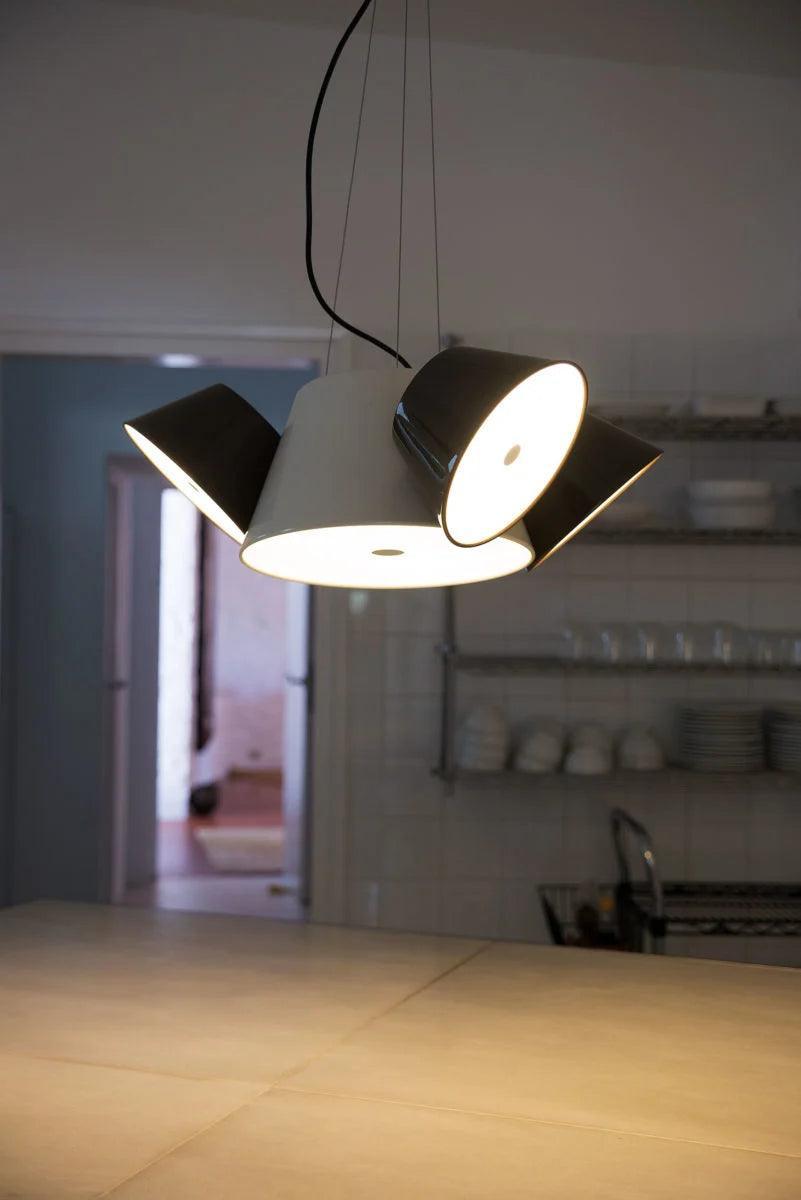 Lampa wisząca okrągła TAM TAM biały z piaskowymi kloszami Marset Eye on Design