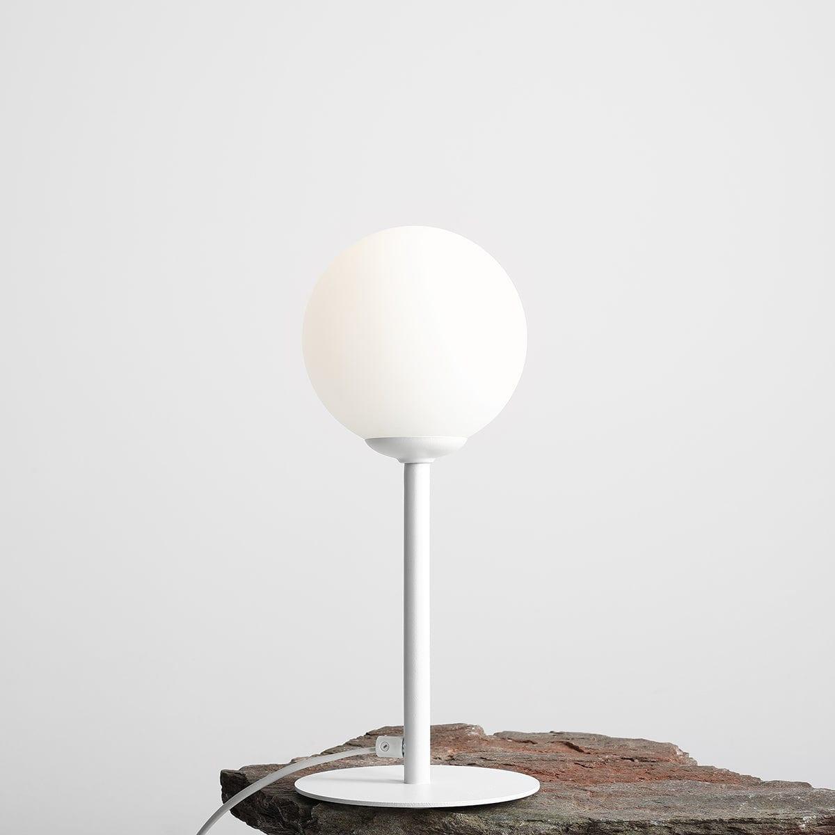 Lampka biurkowa PINNE biały Artera Eye on Design