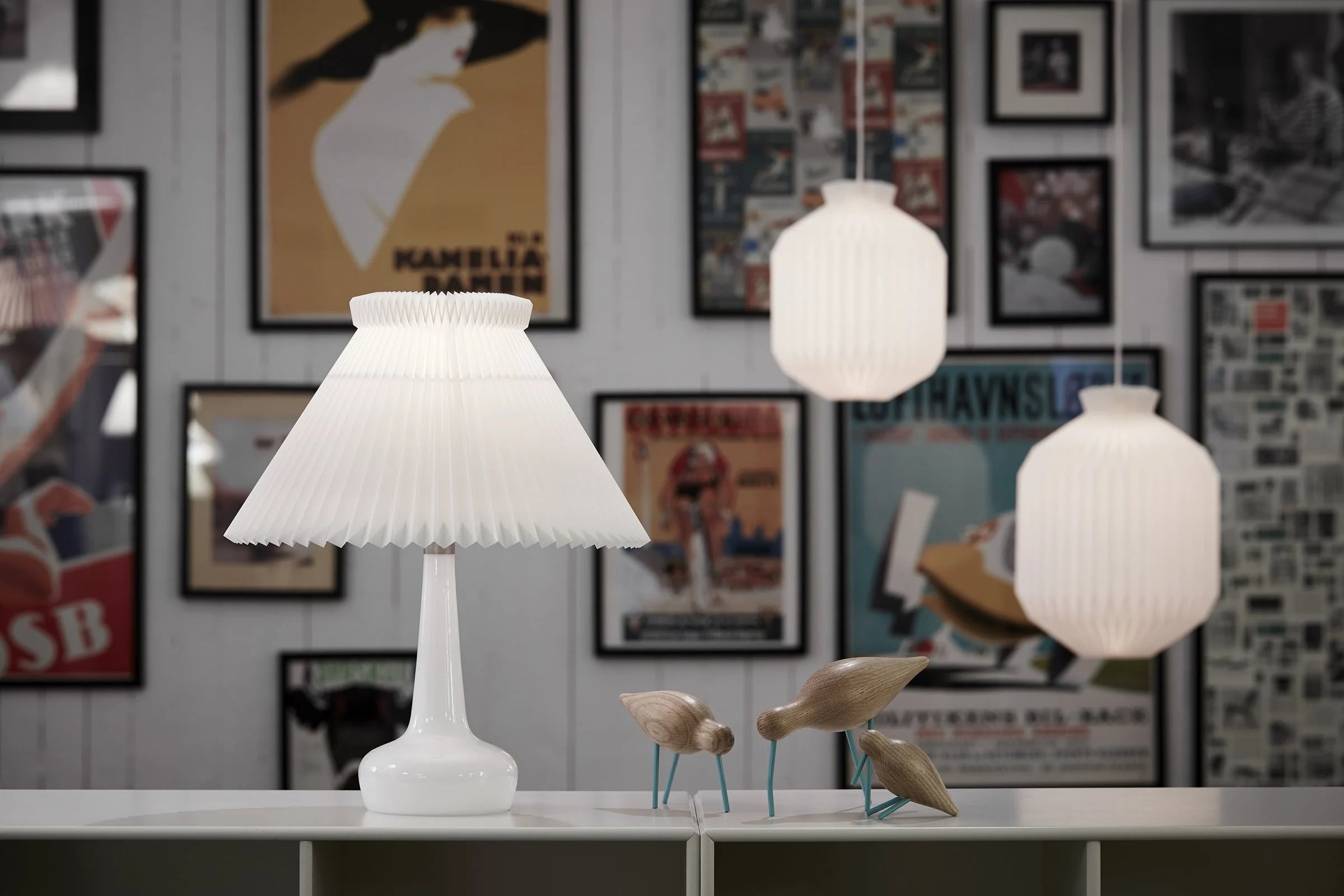 Table lamp MODEL 311 white