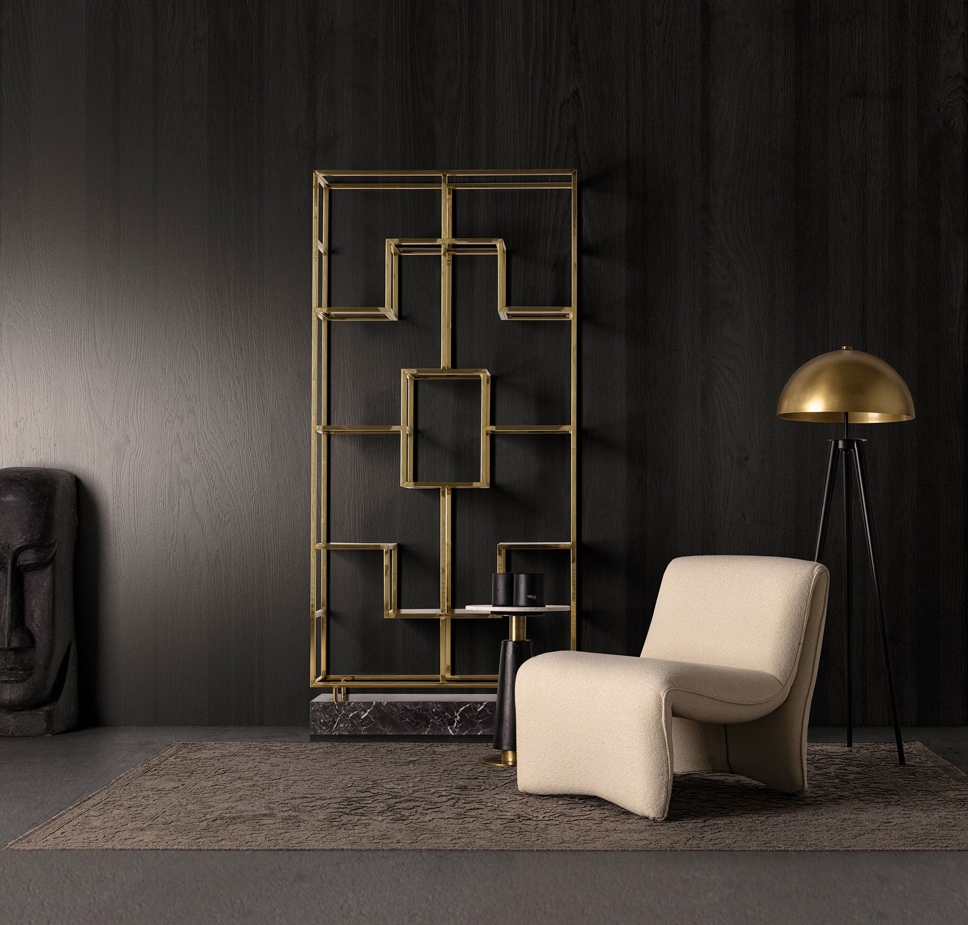 Breisach Gold Shelf