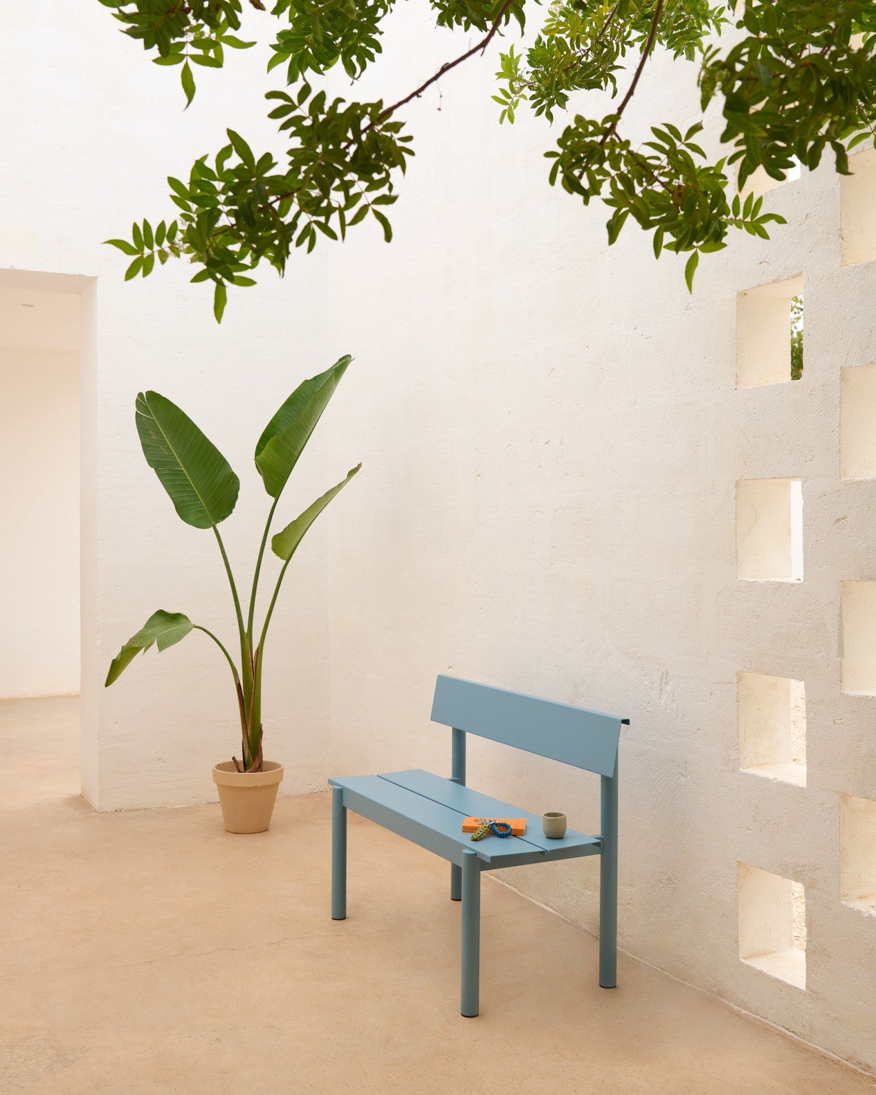 Linear Outdoor Bench with Backrest in Blue Steel