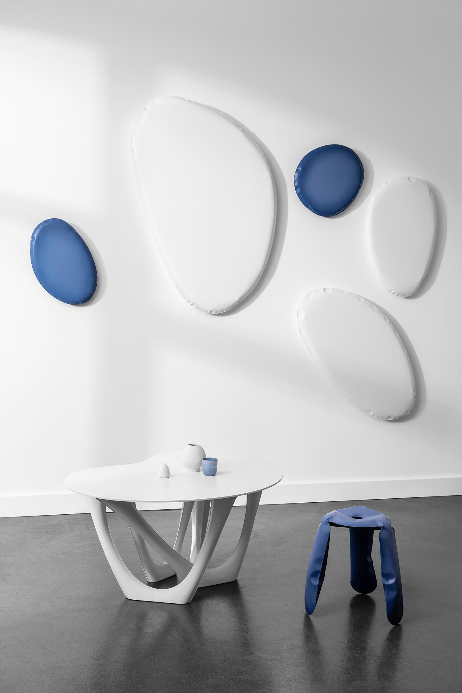 Lustro TAFLA O cotton candy niebieski mat Zieta Studio Eye on Design