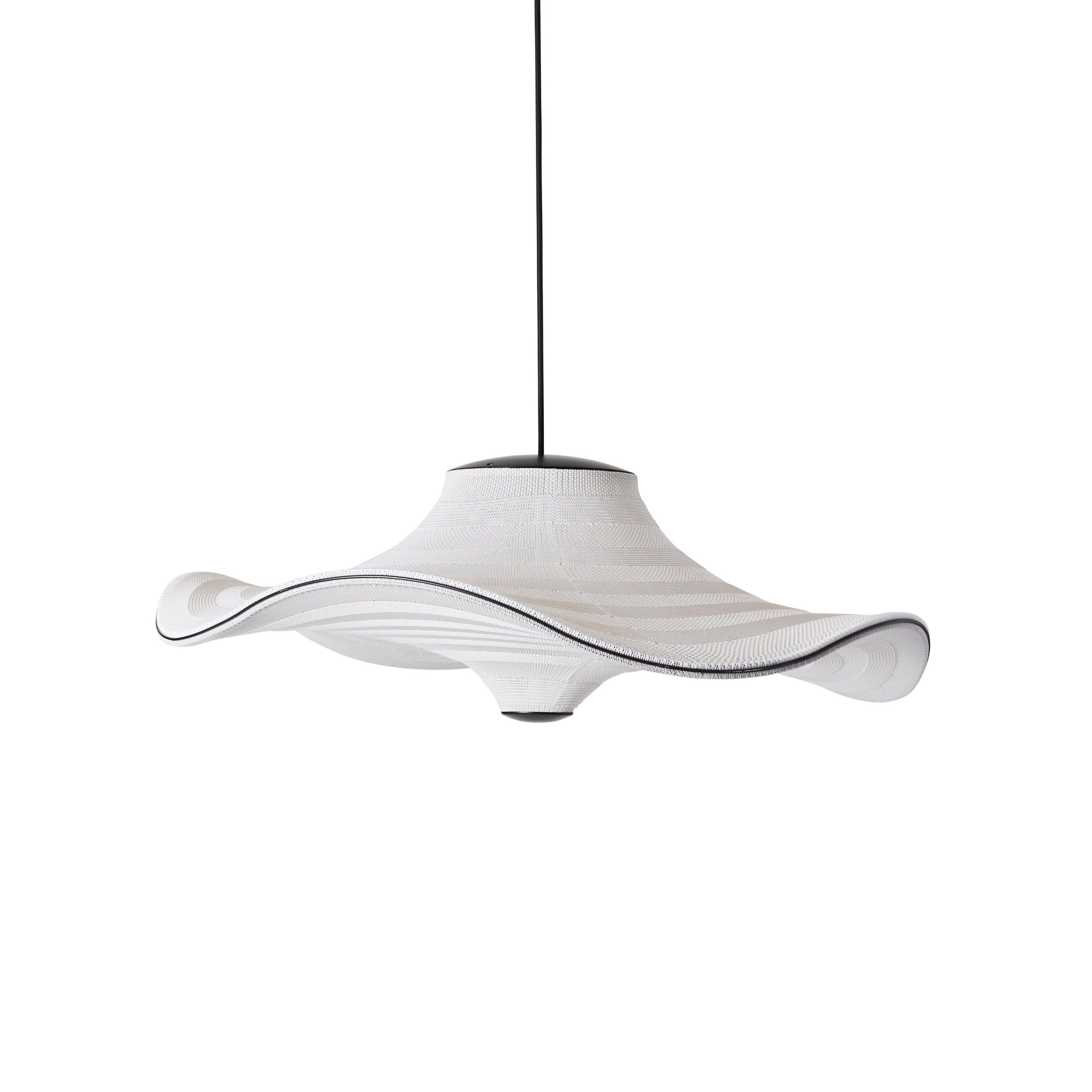 Fliegende hängende Lampe weiß gebrochen
