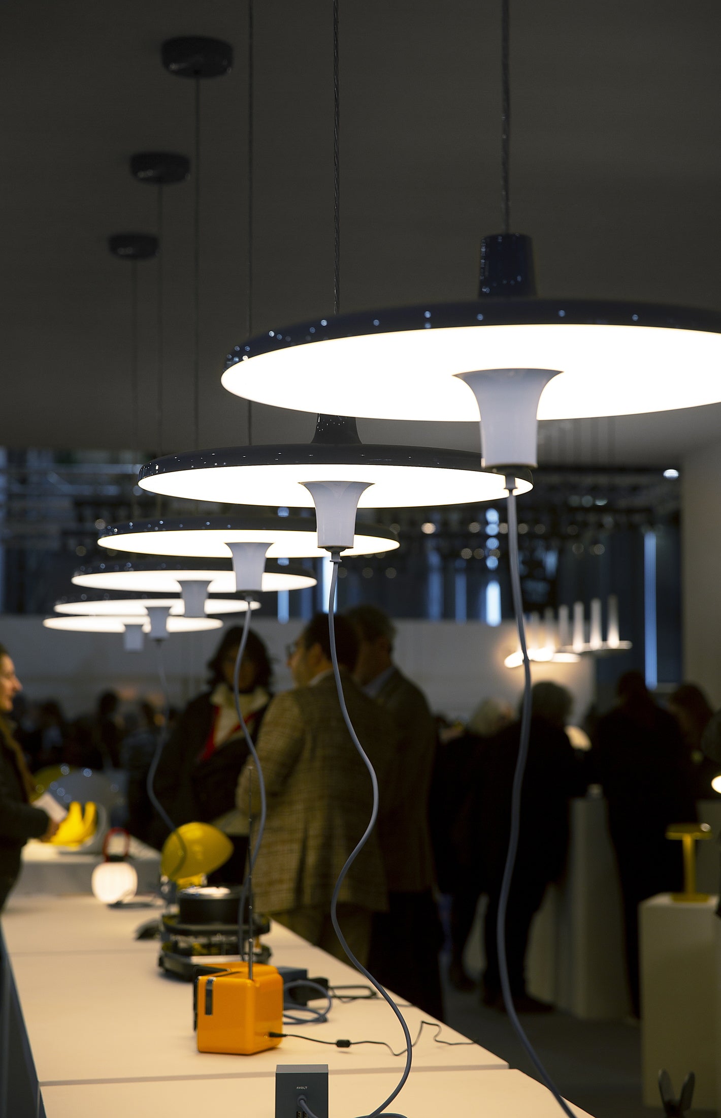AVRO pendant lamp in glossy orange