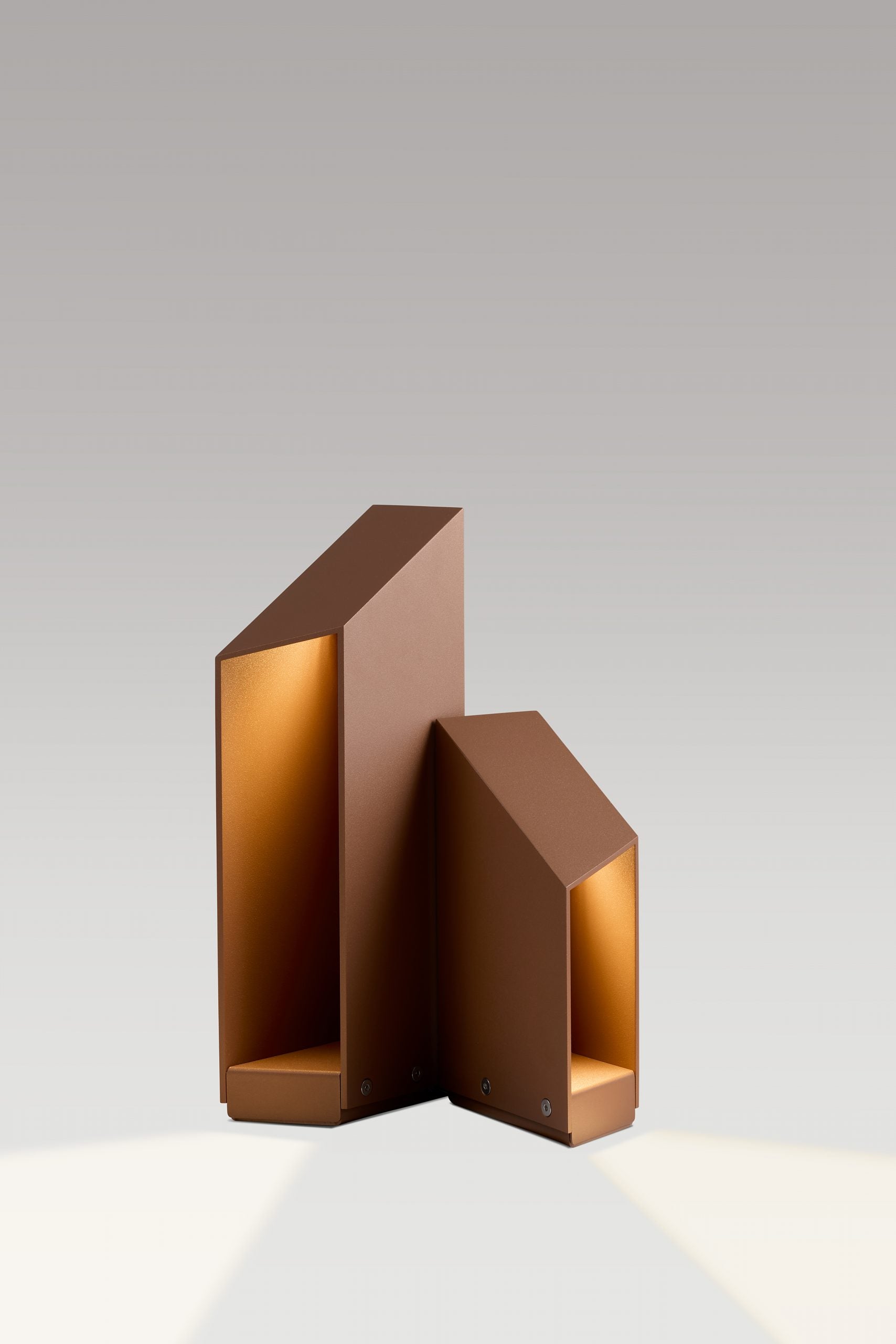 Outdoor lamp DOMUS brown