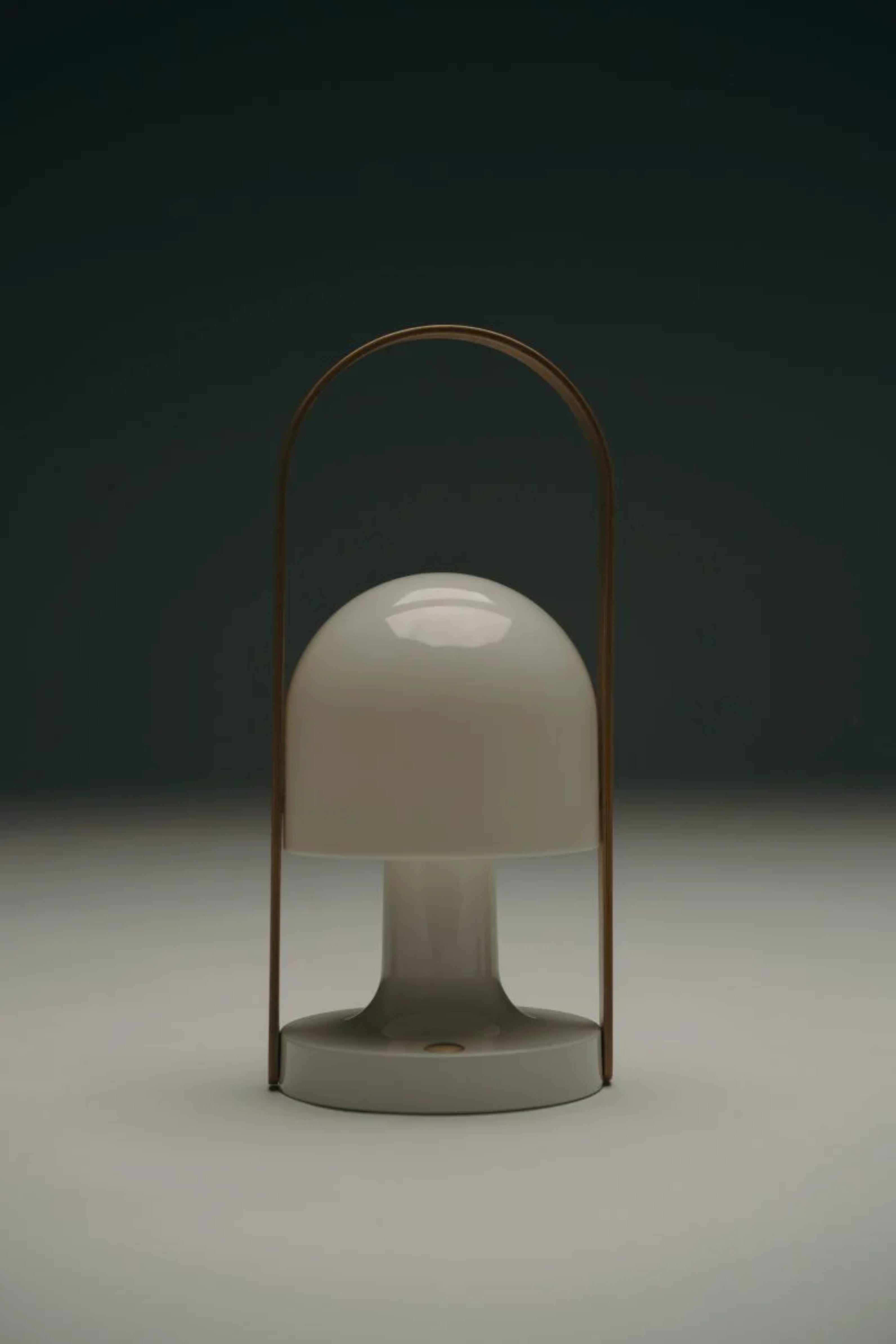 Tragbare FOLLOWME Lampe in Weiß mit Braun