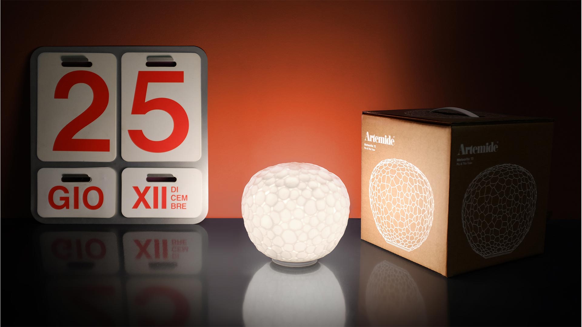 Tischlampe METEORITE weiß