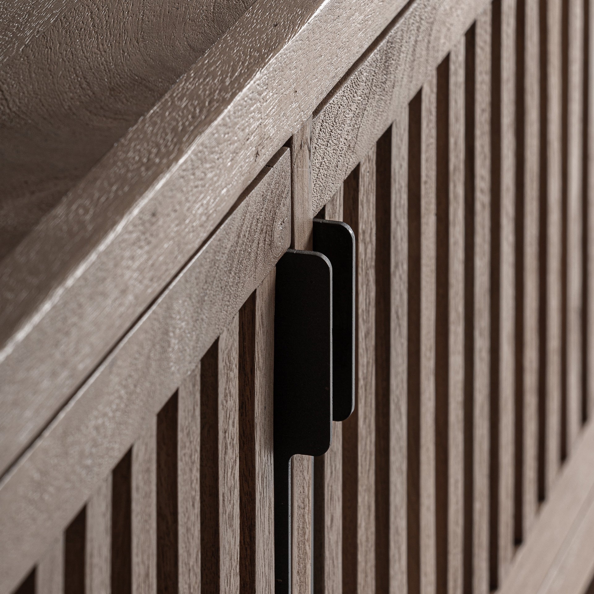 RTV-Sideboard GÀBIA aus Mangoholz