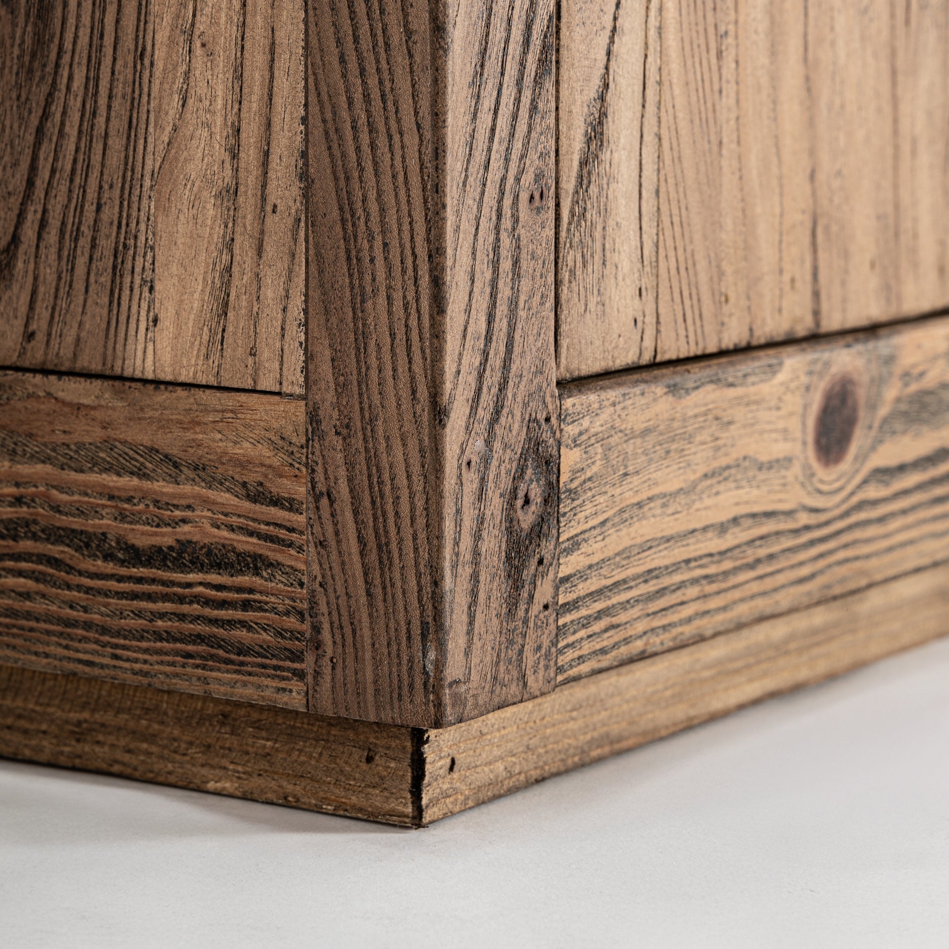 RTV-Sideboard NORVIK aus Weidenholz