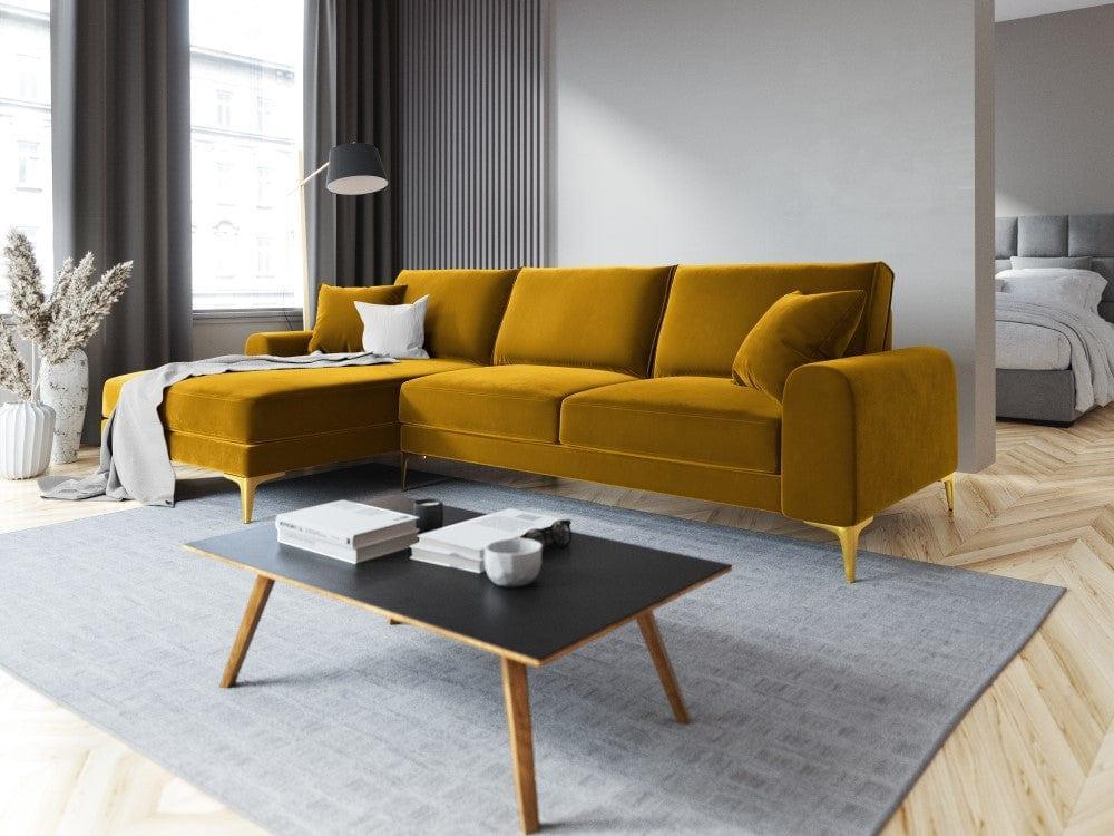 Narożnik aksamitny lewostronny MADARA musztardowy ze złotą podstawą Mazzini Sofas Eye on Design