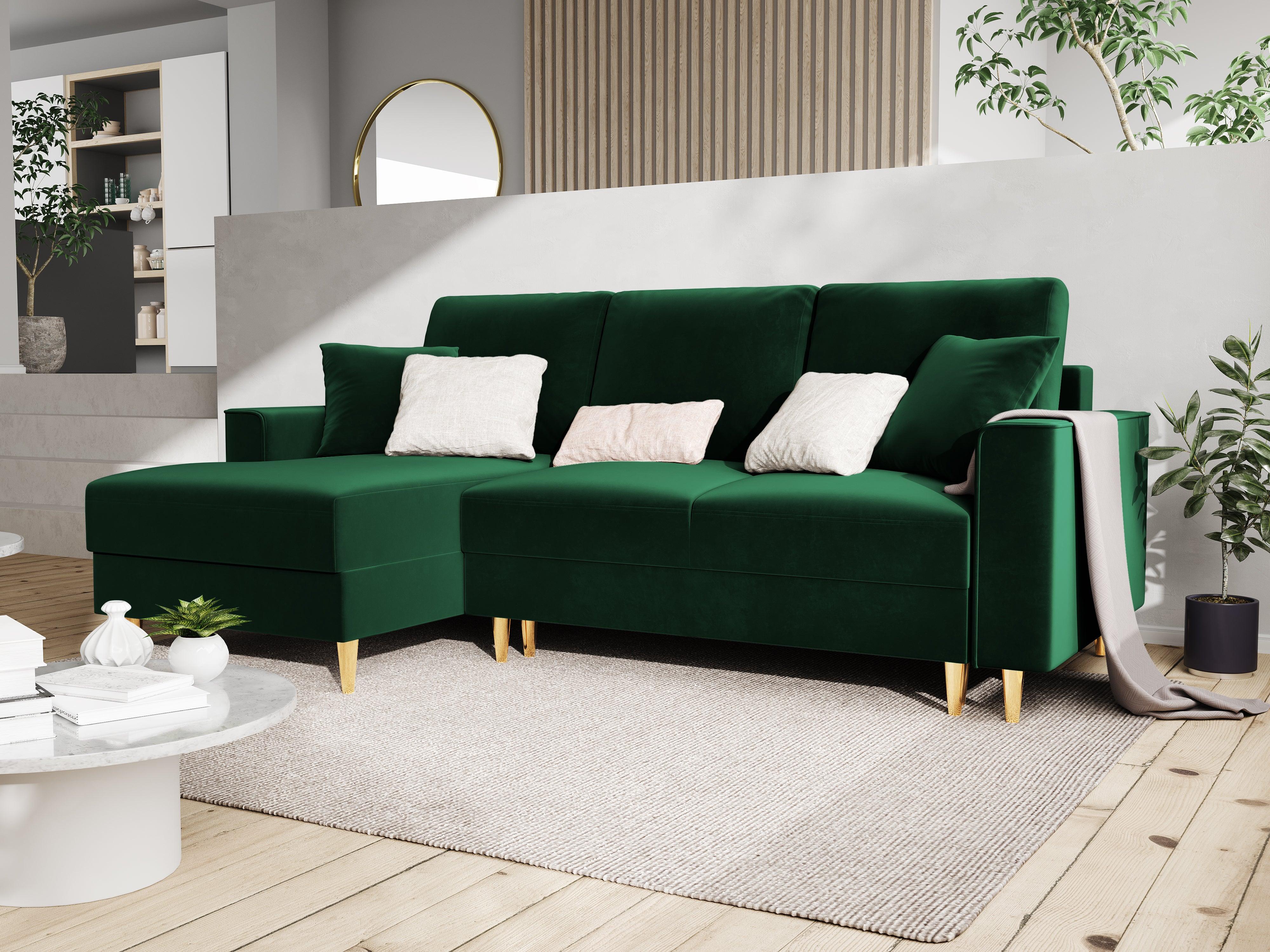 Narożnik lewostronny aksamitny z funkcją spania CARTADERA butelkowa zieleń ze złotą podstawą Mazzini Sofas Eye on Design