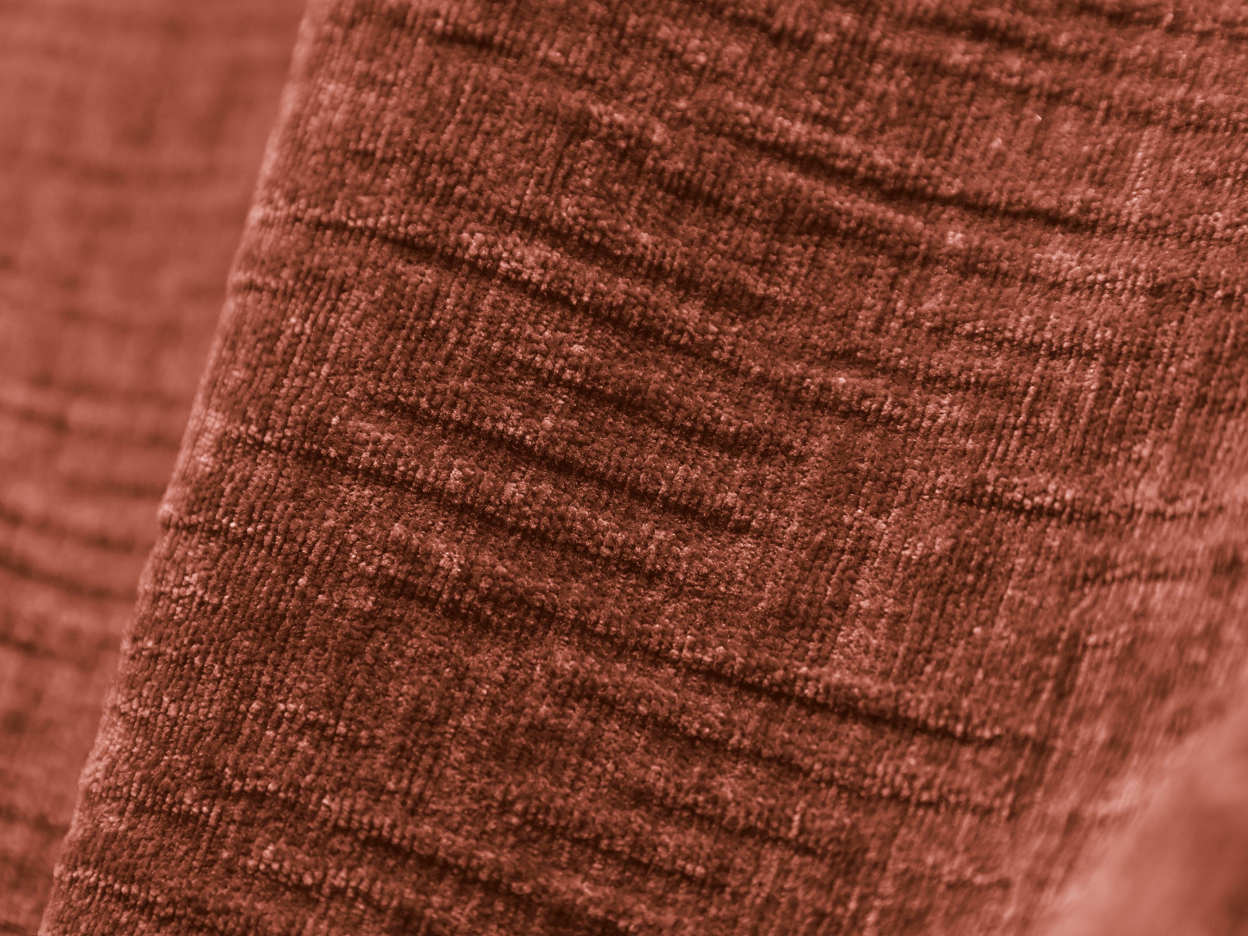 Narożnik w tkaninie szenilowej prawostronny otwarty VANDA terracotta Mazzini Sofas Eye on Design