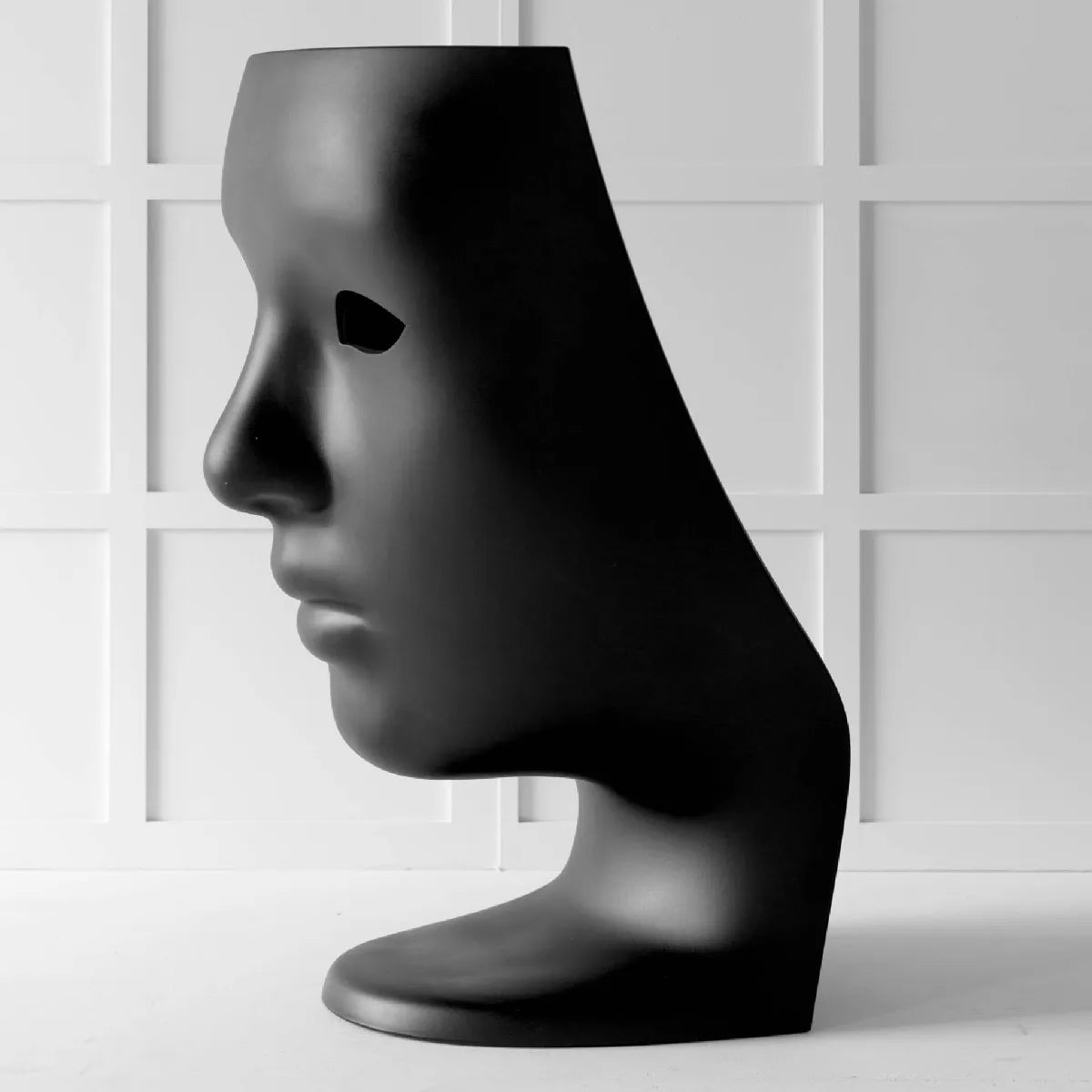 Nemo black armchair