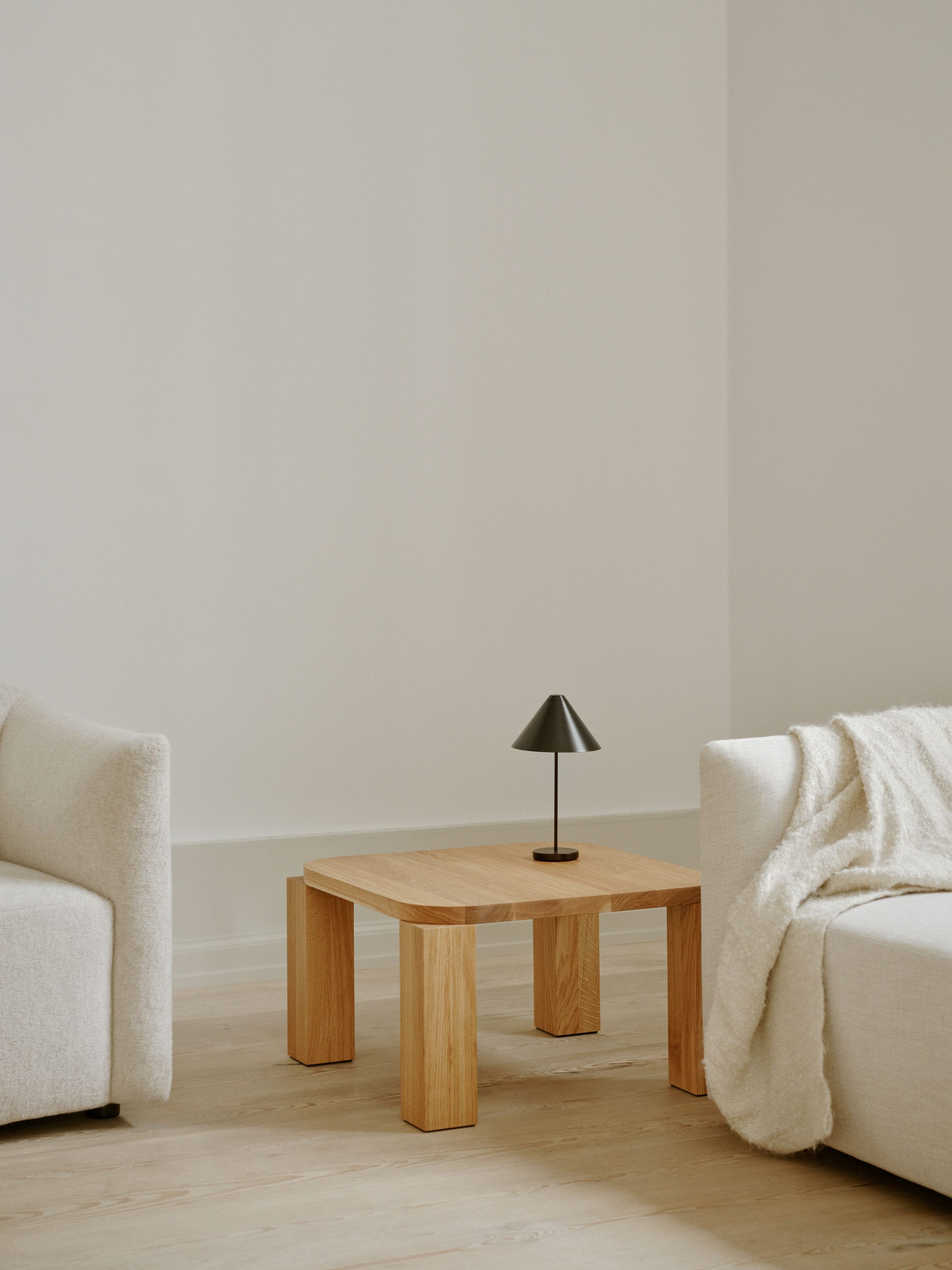 Oak Atlas Couchtisch