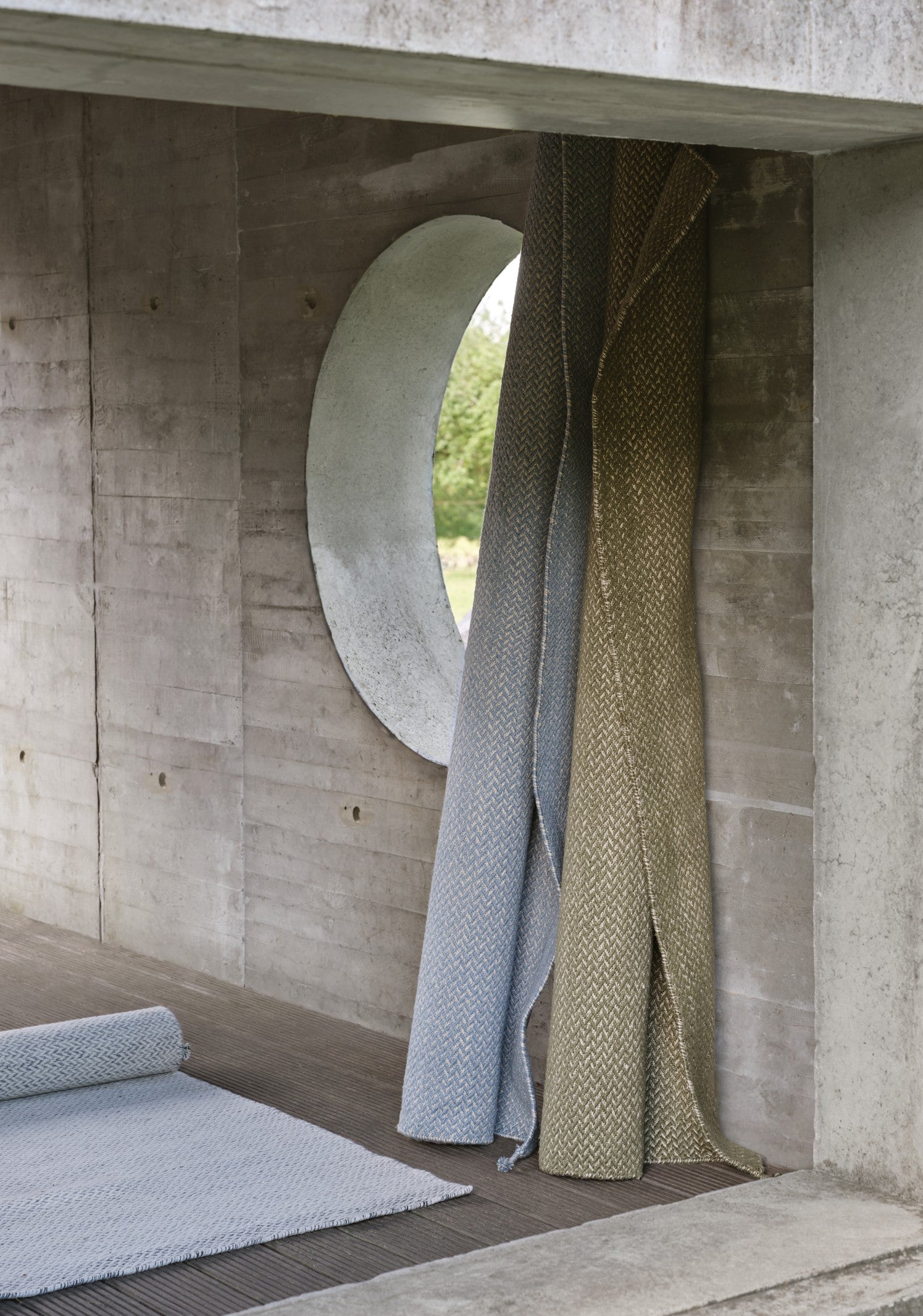 Outdoor rug PLY broken white