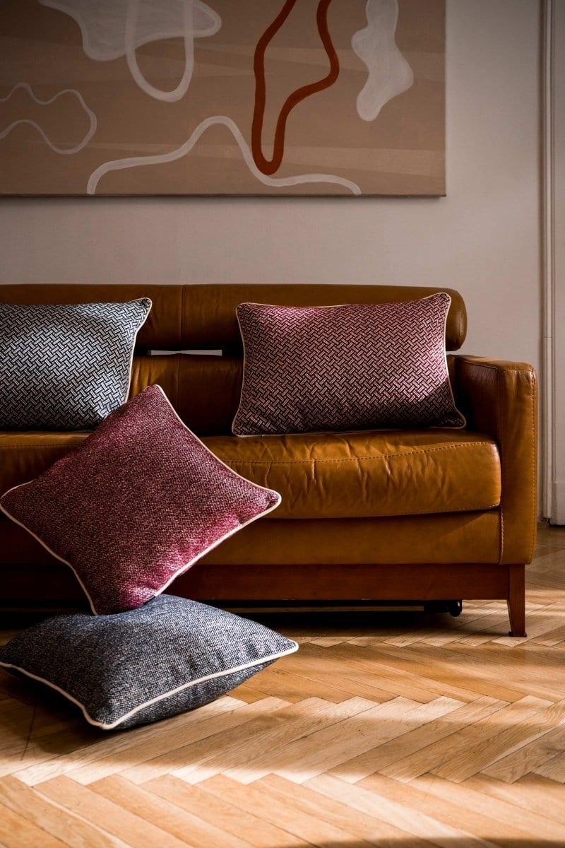 Poduszka dekoracyjna GOODI granatowy Poduszkowcy Eye on Design