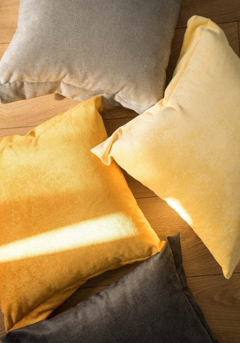 Poduszka dekoracyjna PEPPER żółty Poduszkowcy Eye on Design