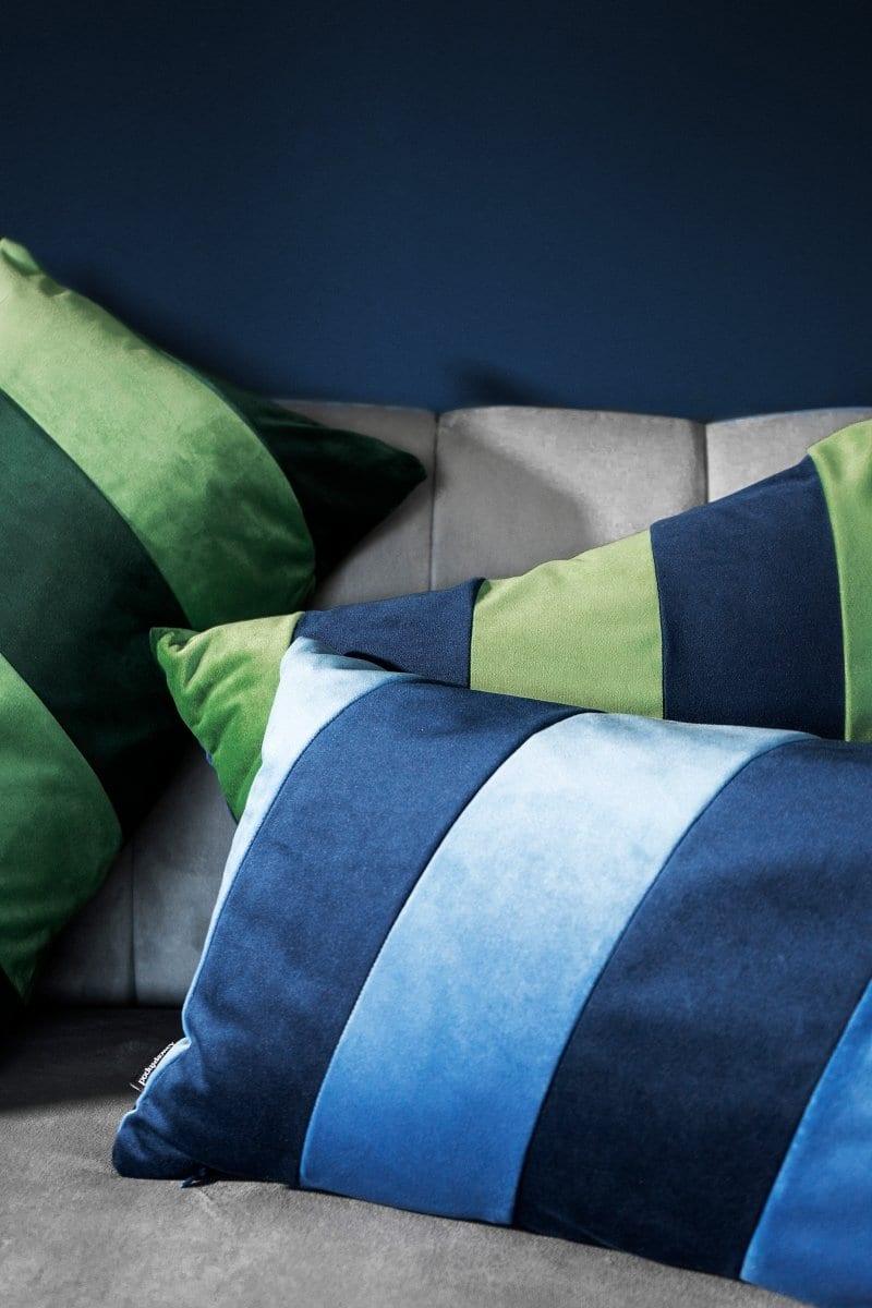 Poduszka dekoracyjna STRIPES niebiesko-granatowa Poduszkowcy Eye on Design