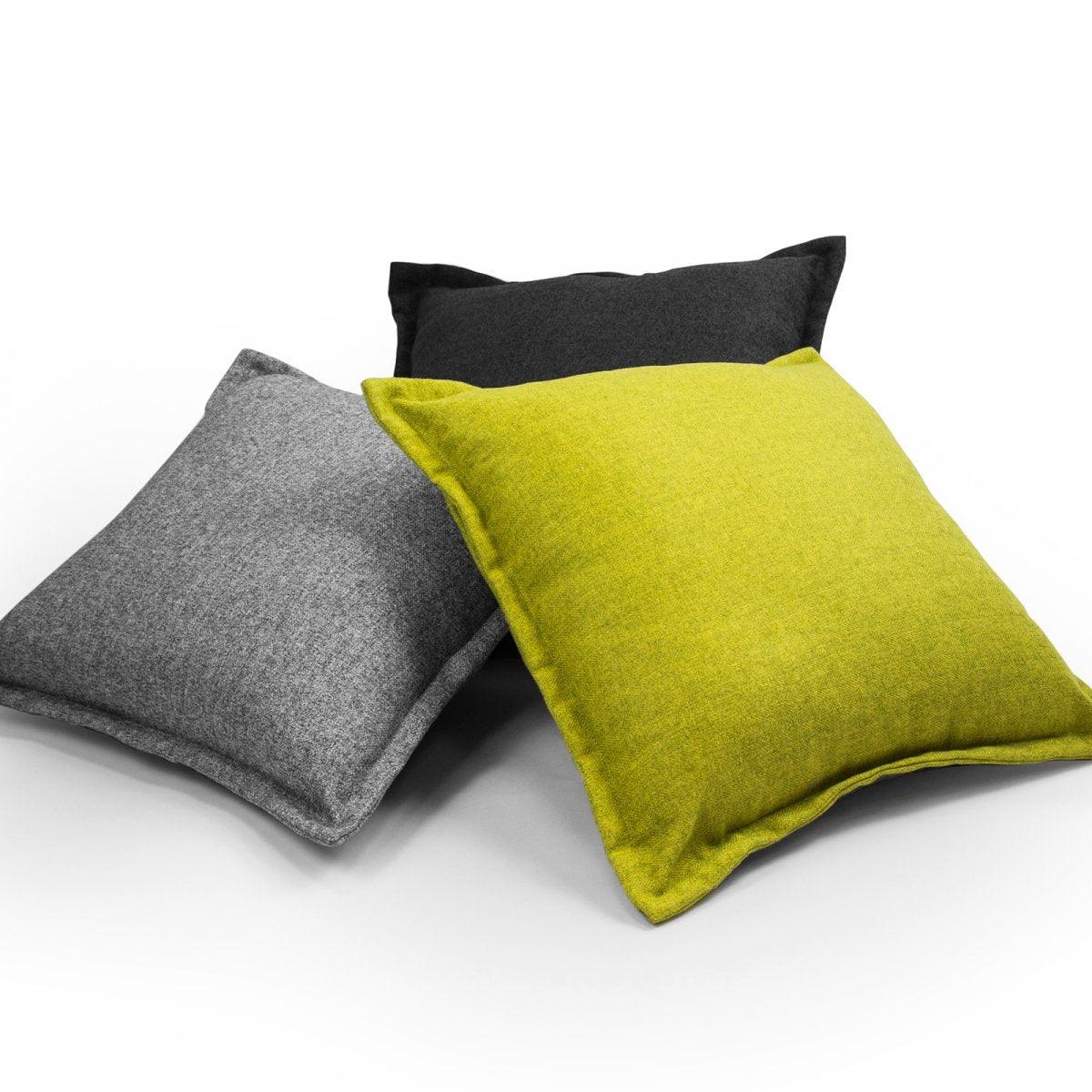Poduszka dekoracyjna TWEED zielony Poduszkowcy Eye on Design
