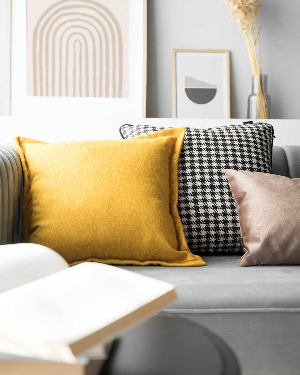 Poduszka dekoracyjna TWEED żółty Poduszkowcy Eye on Design