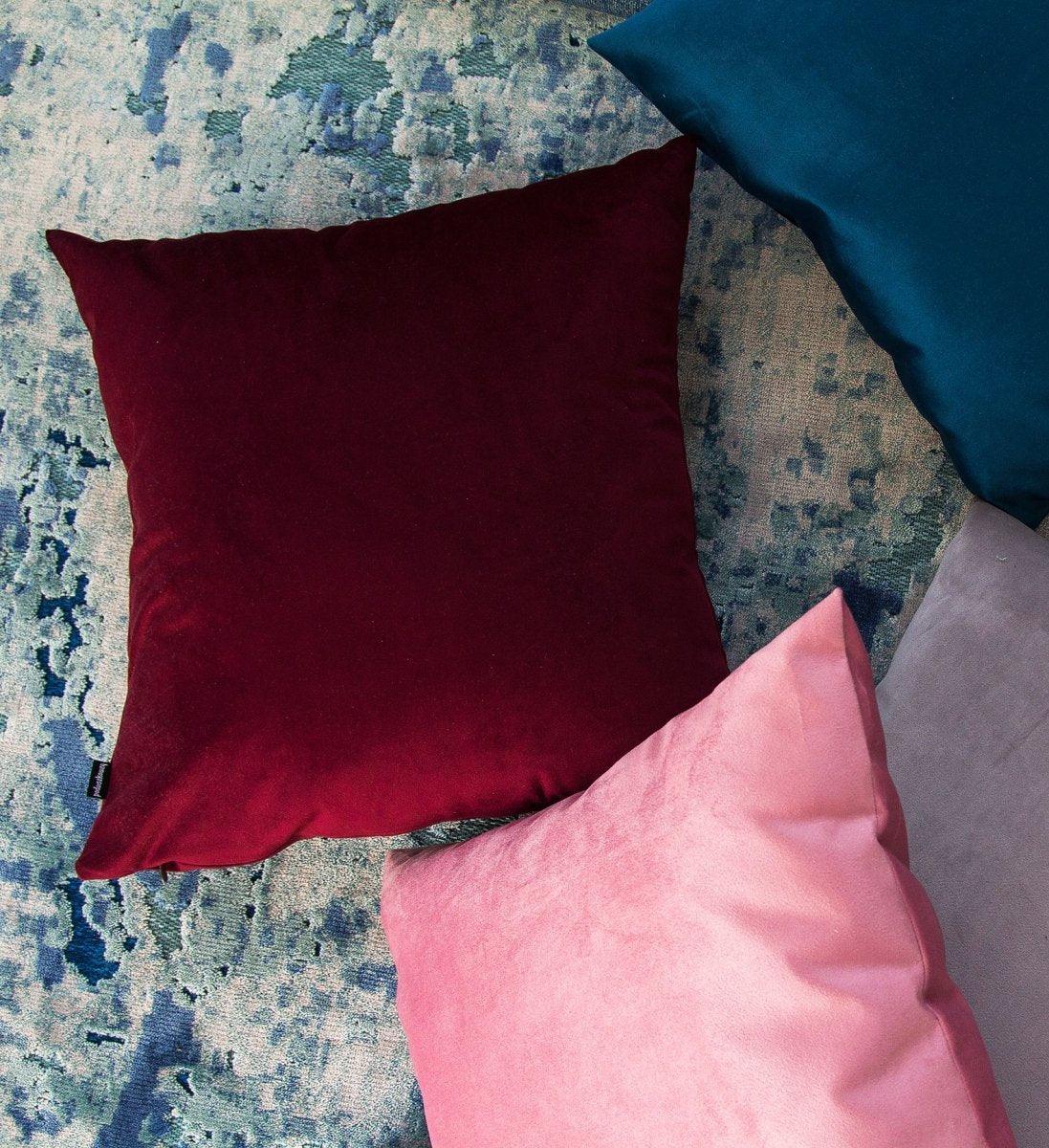 Poduszka dekoracyjna VELVET różowy Poduszkowcy Eye on Design