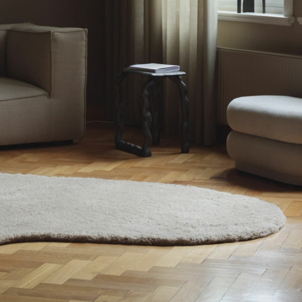 FORM Teppich cremeweiß