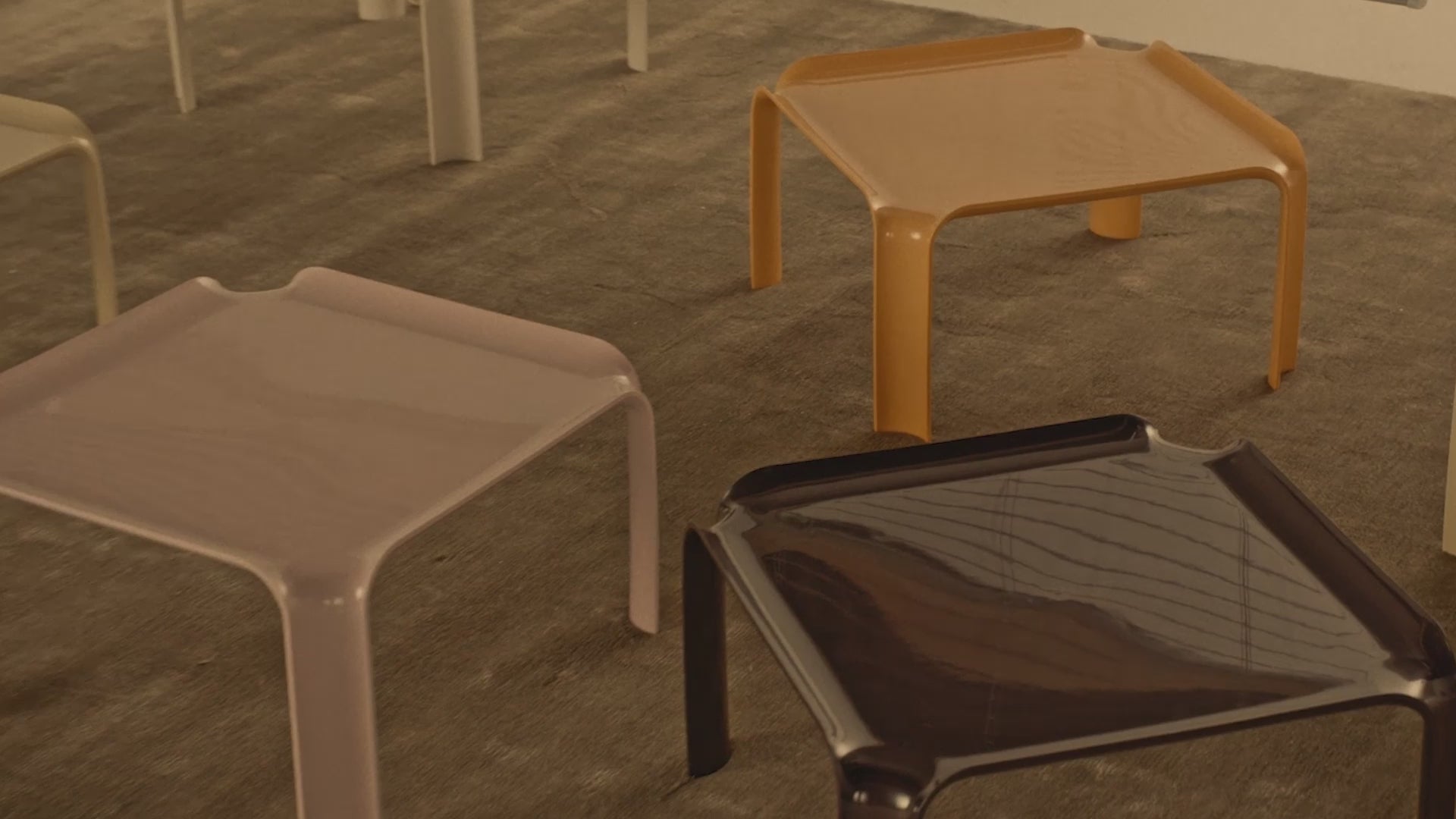 Couchtisch T877 lavendel