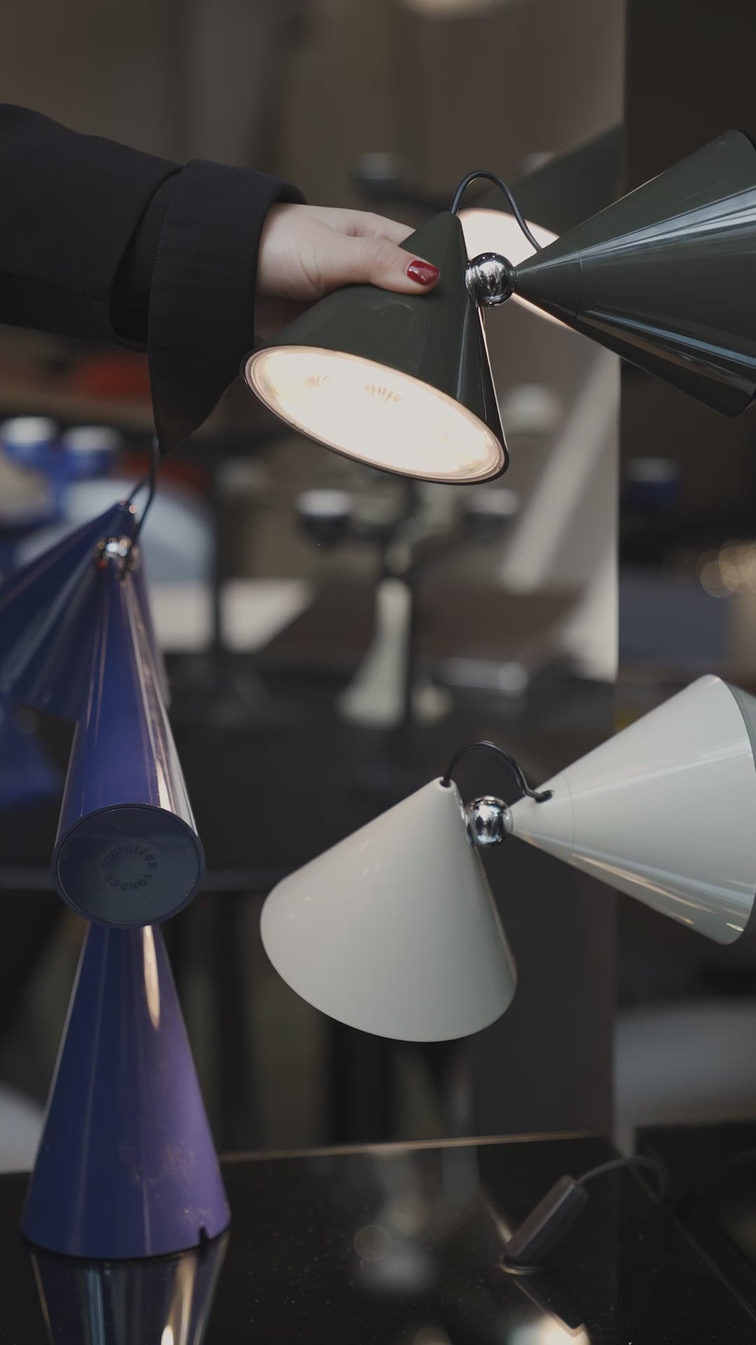 Lampa stołowa POSE złoty
