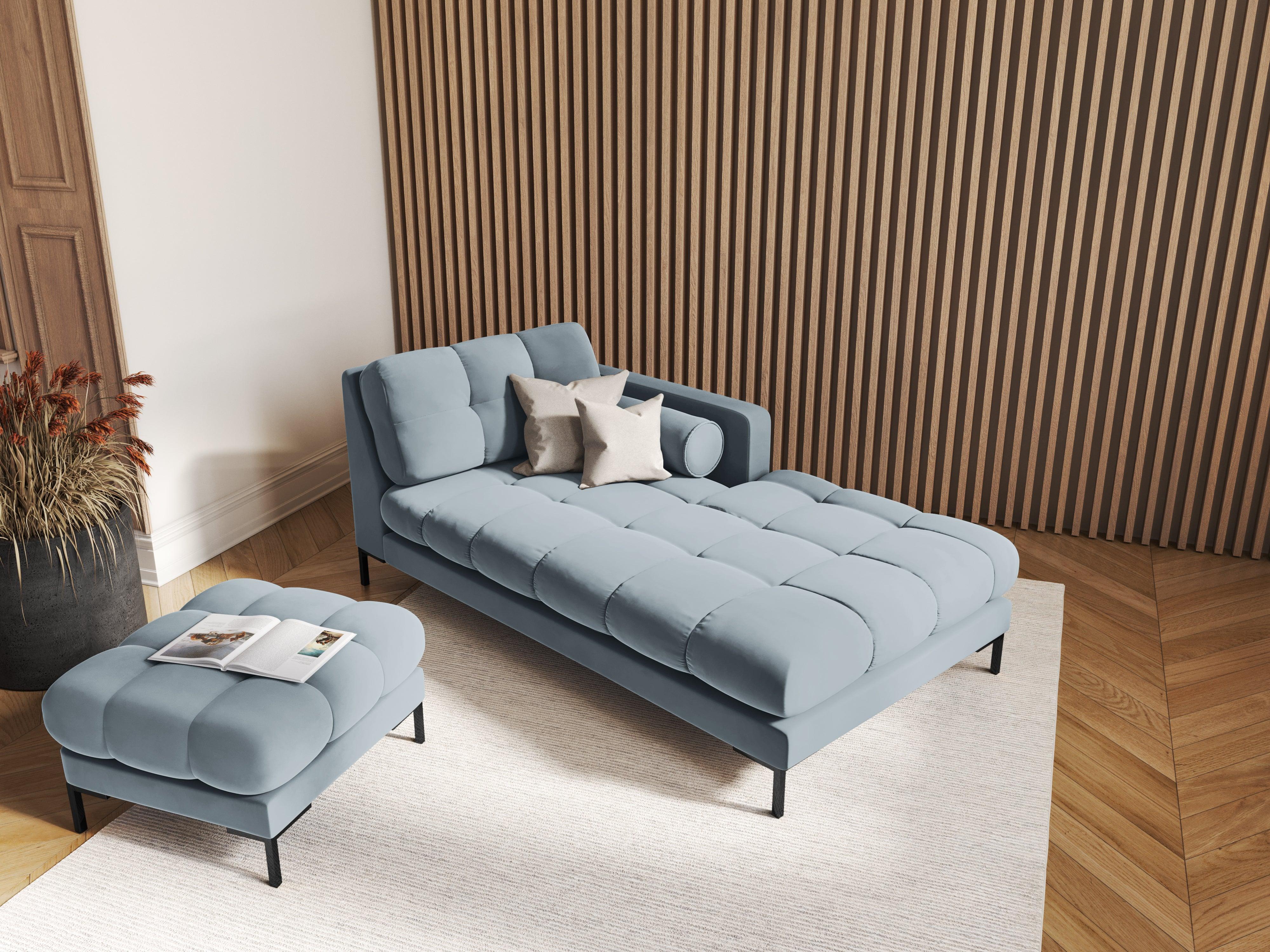 Puf aksamitny BALI jasnoniebieski z czarną podstawą Cosmopolitan Design Eye on Design
